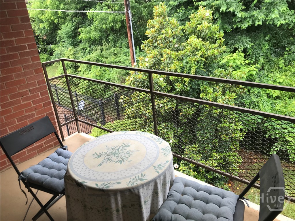 Undisclosed Address, Athens, GA, 30605