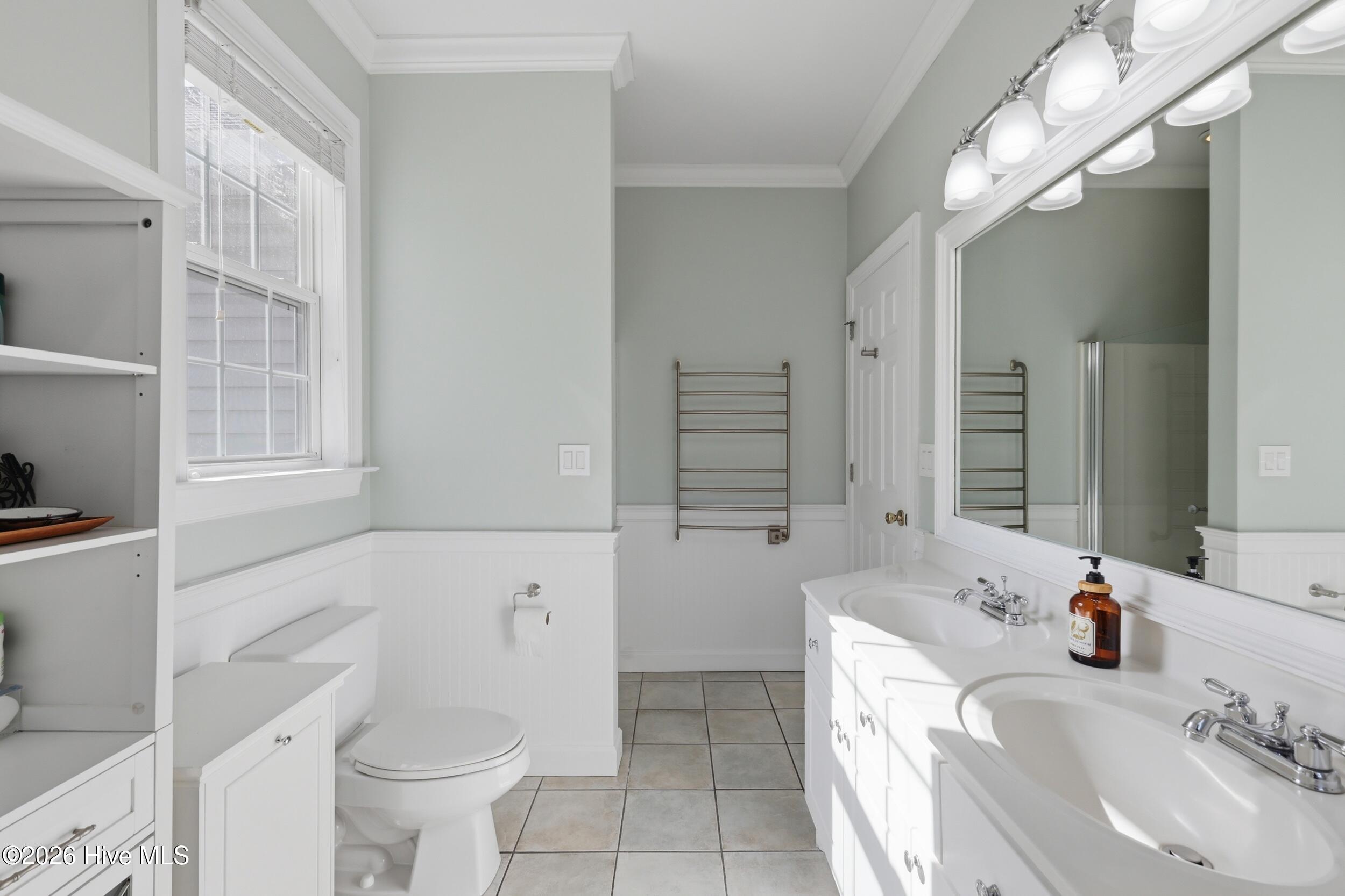 100568942 | Photo 21