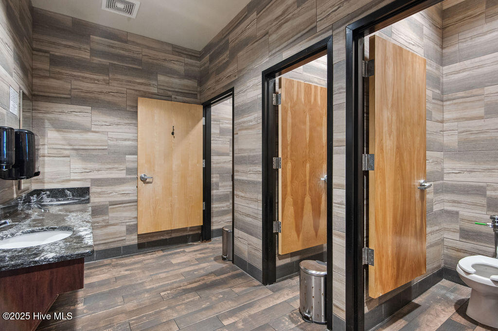 2470 Gum Branch Road, Jacksonville, NC, 28546