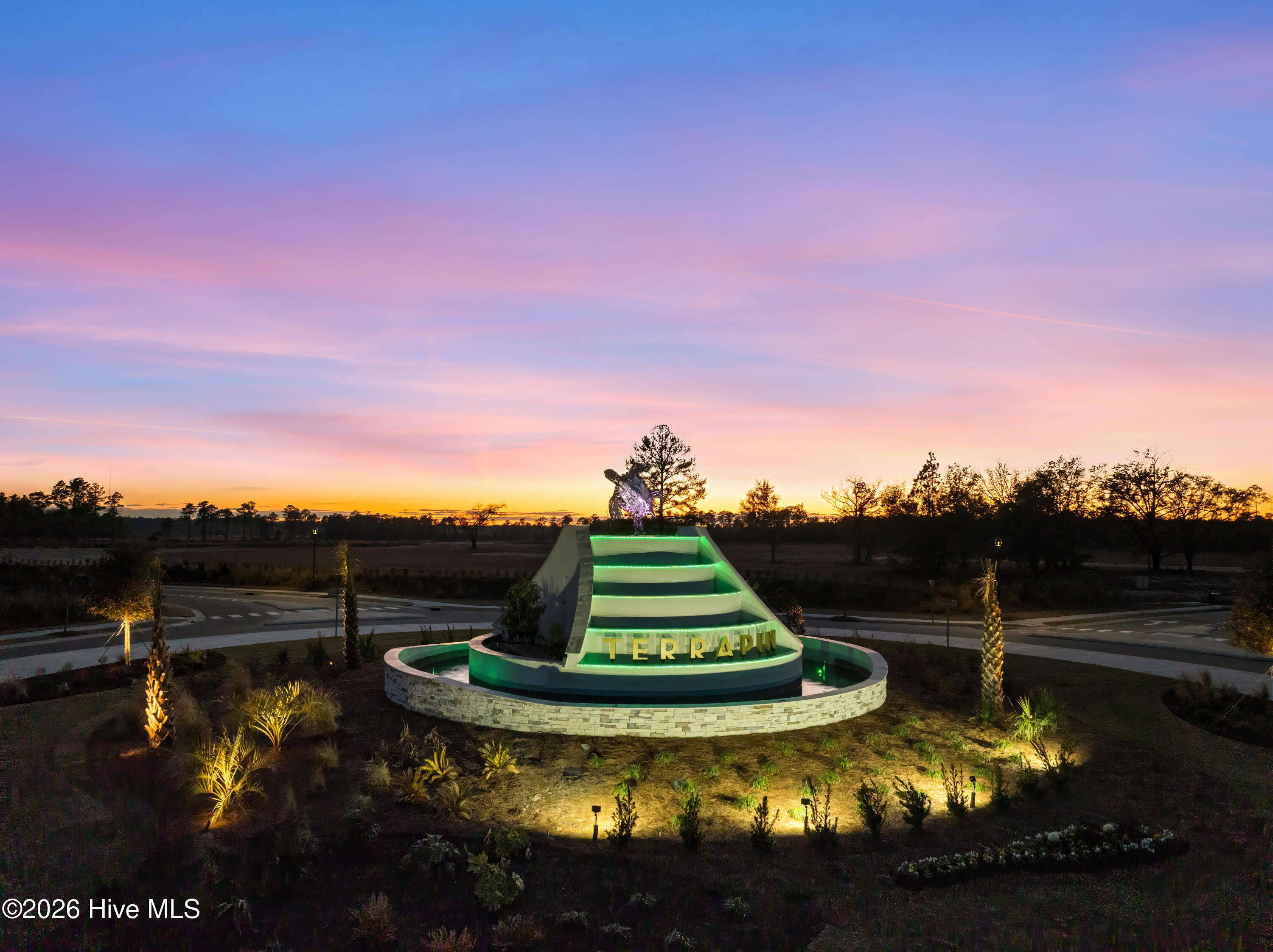 100516667 | Photo 48