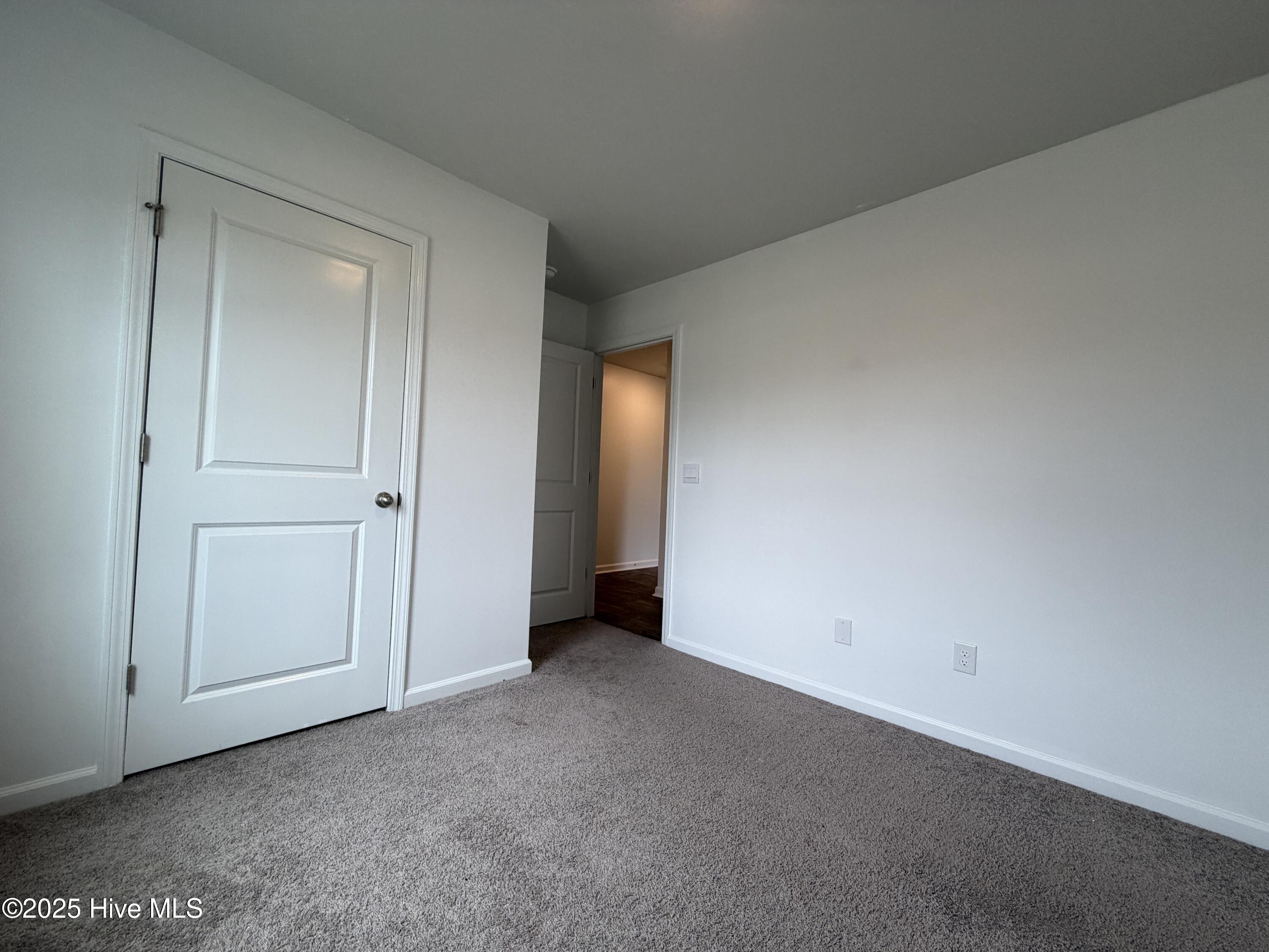 100528835 | Photo 20