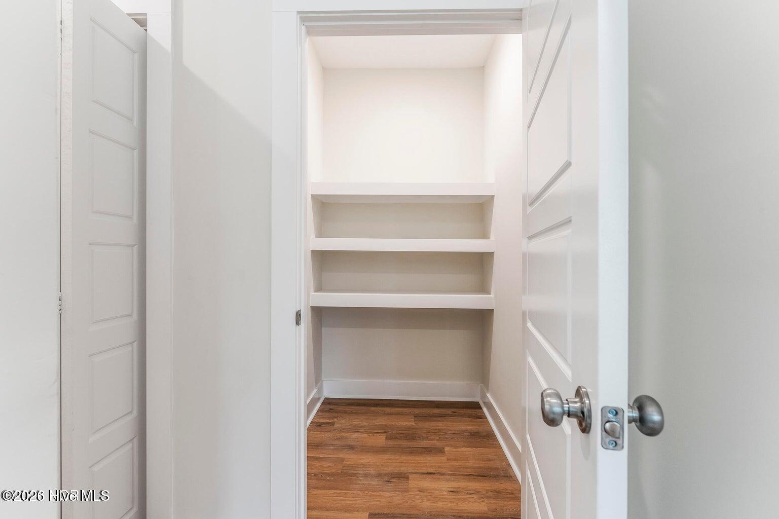 100553112 | Photo 14