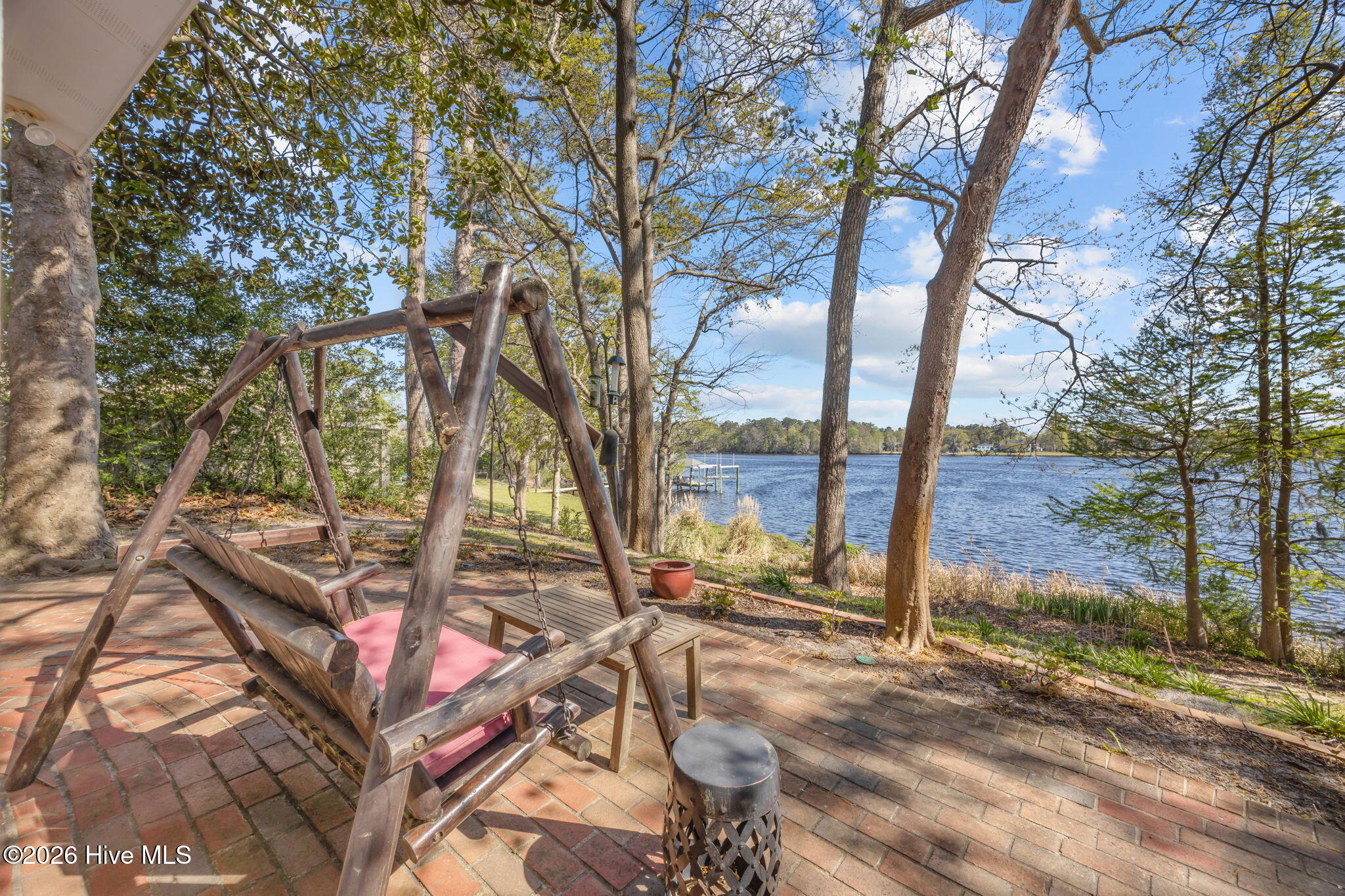 211 Wilson Point Road,Trent Woods