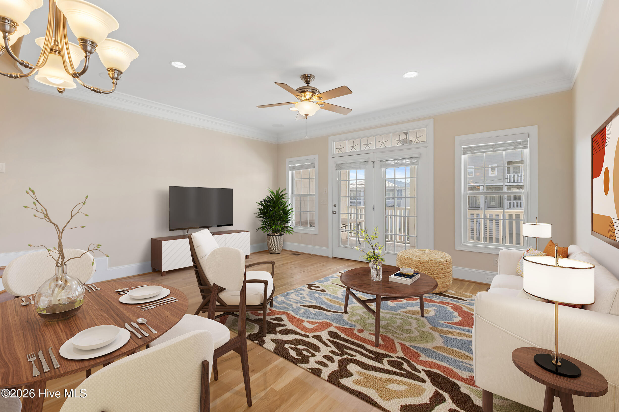 100559855 | Photo 11