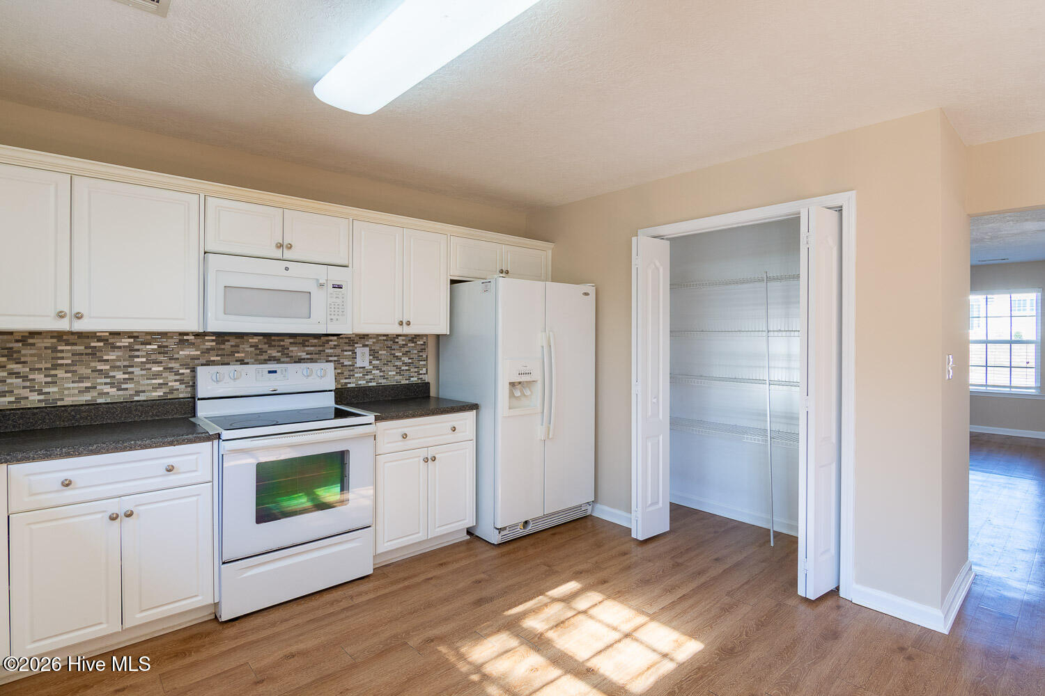 700 Keyes-MLS-9