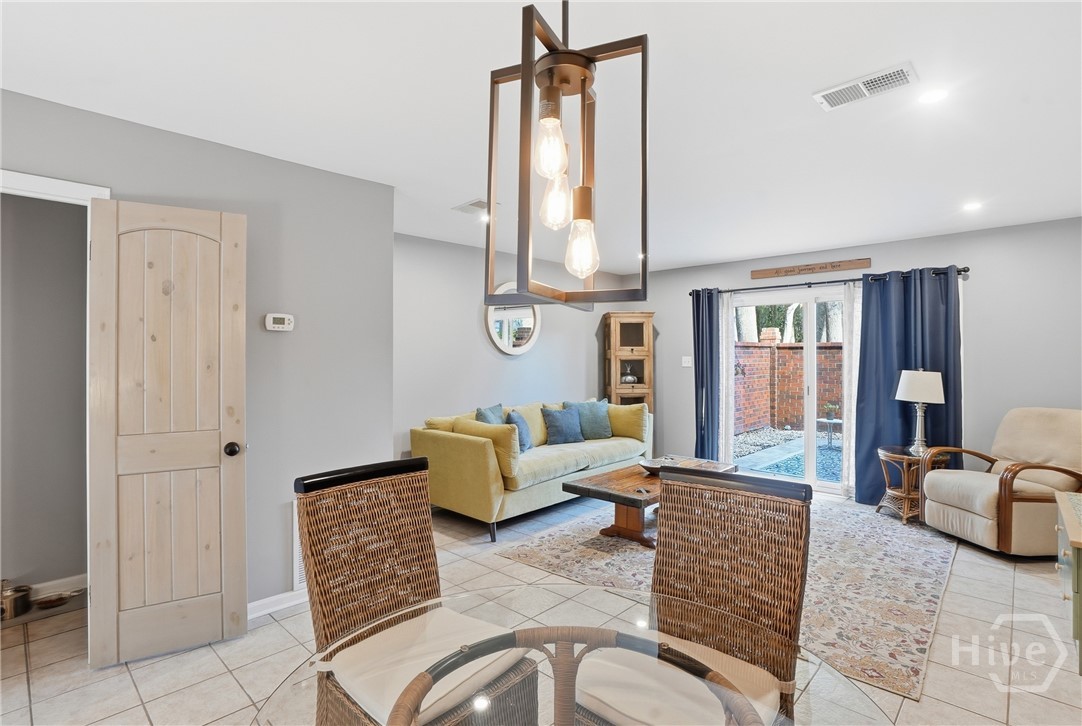 232 Stephenson Avenue 3B