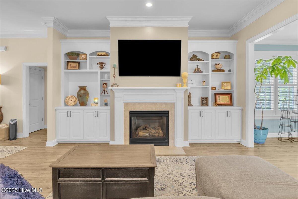 100544439 | Photo 16