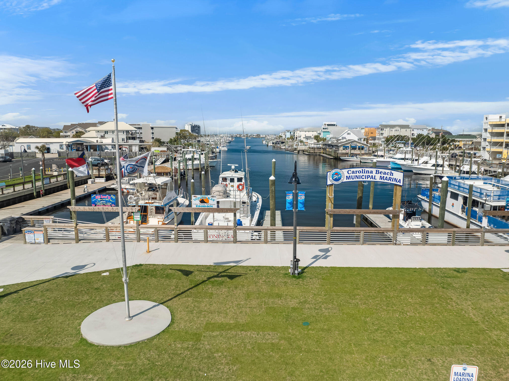 100562834 | Photo 60