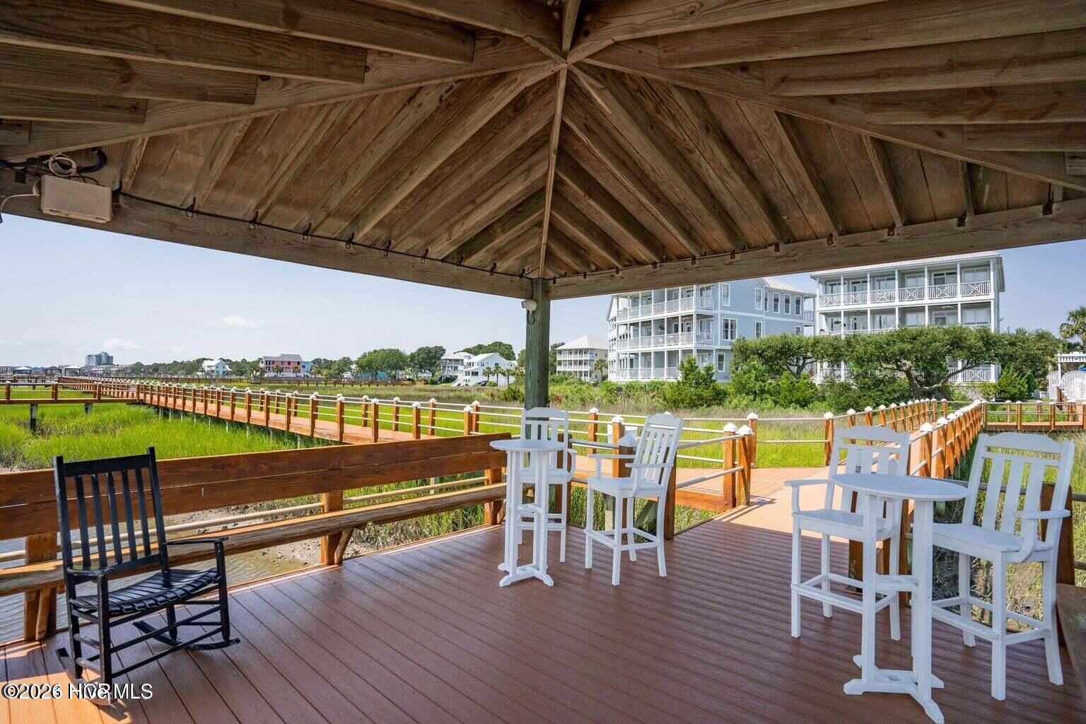 100559710 | Photo 68