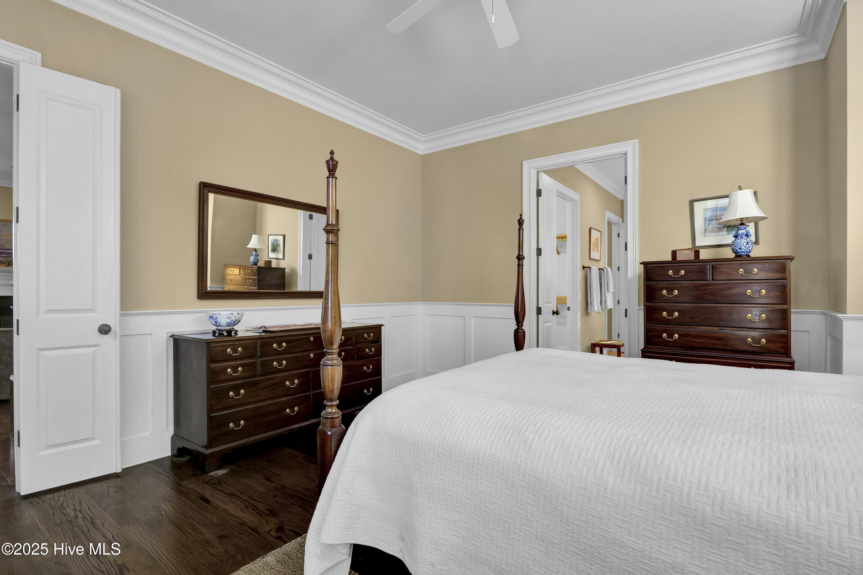 100504953 | Photo 25