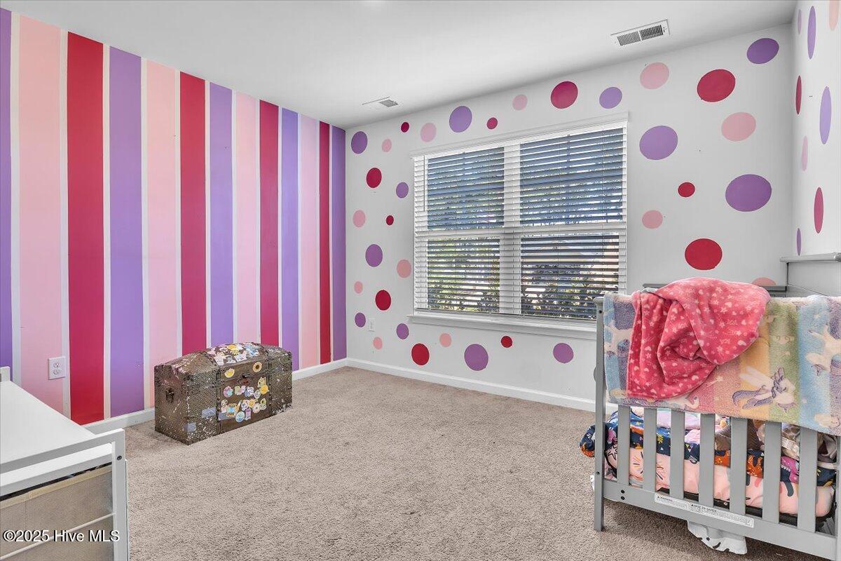 100538073 | Photo 24