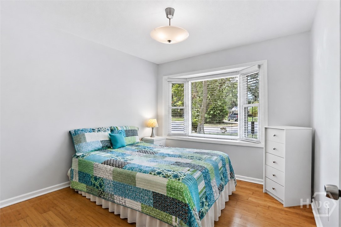 5 Prince Charles Court