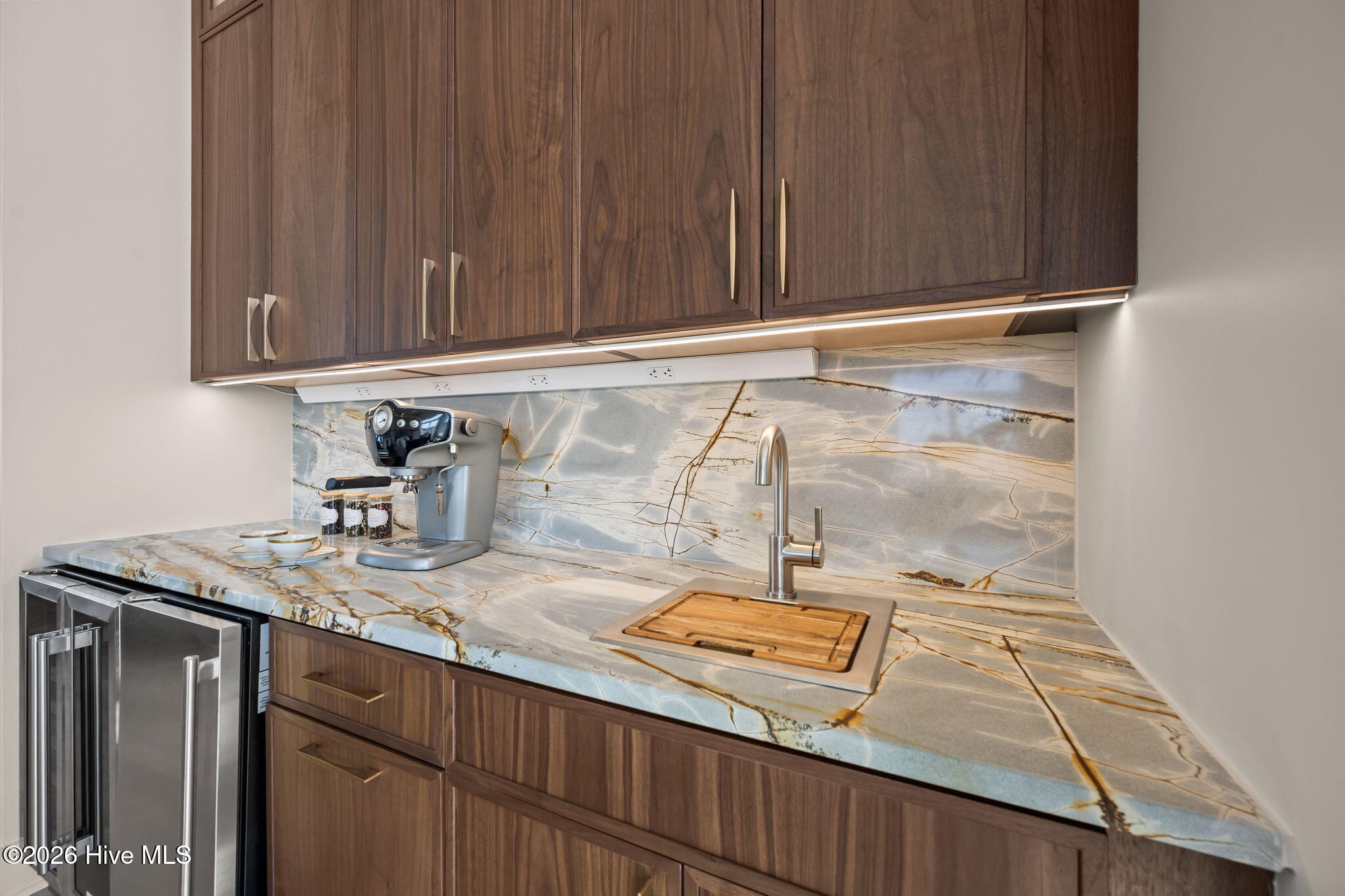 100552191 | Photo 20