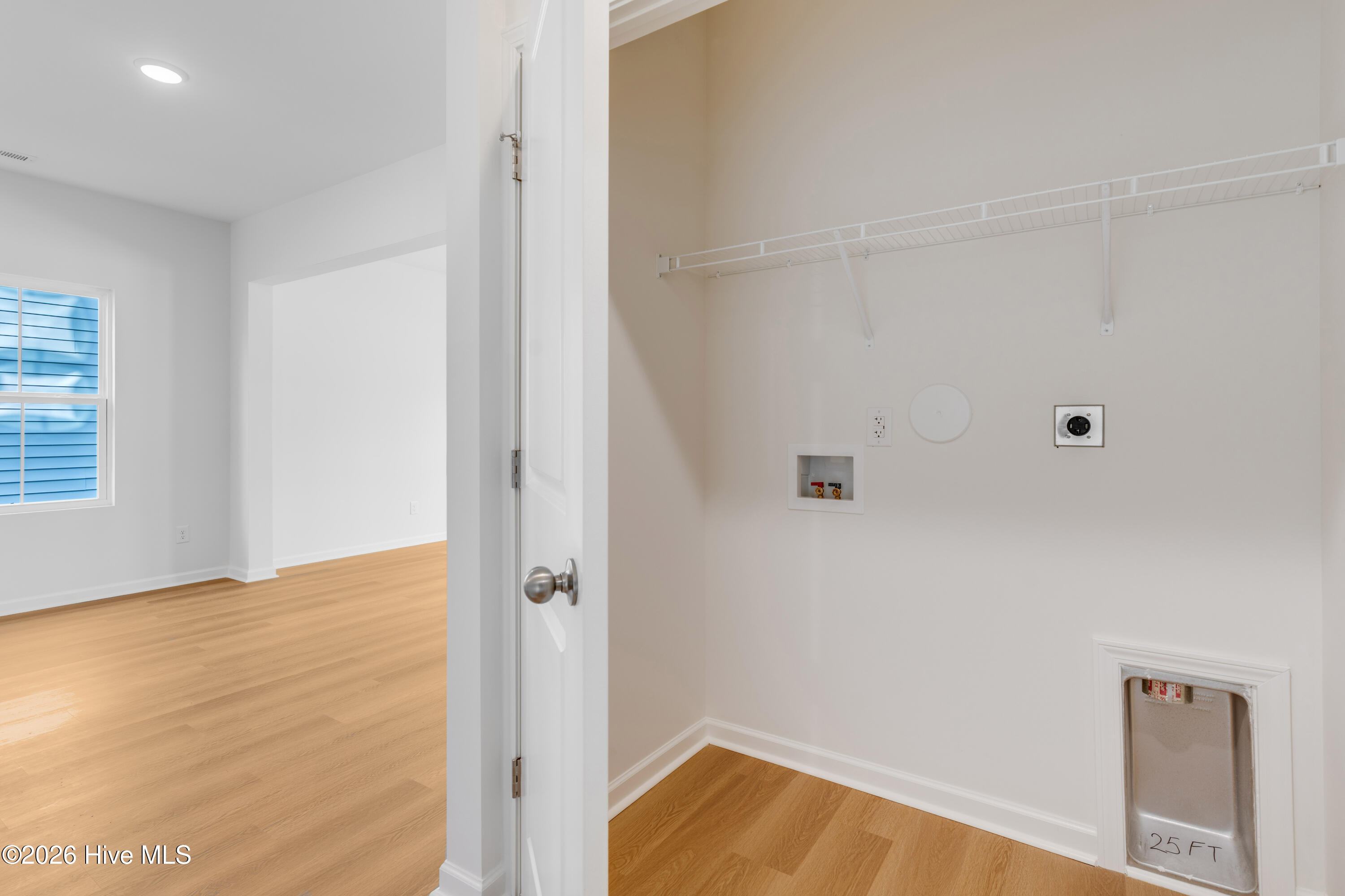 100563545 | Photo 20