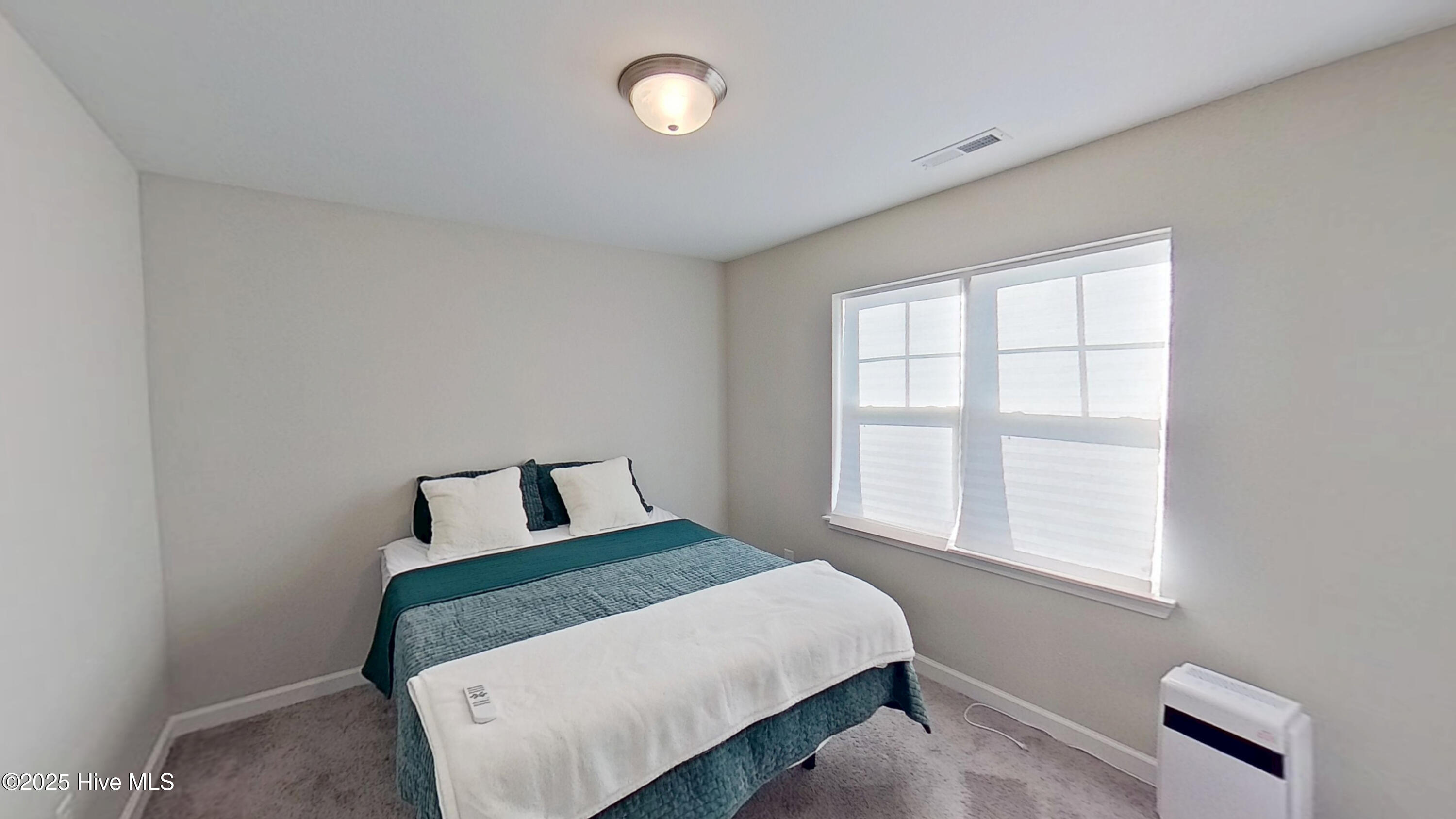 100537612 | Photo 25