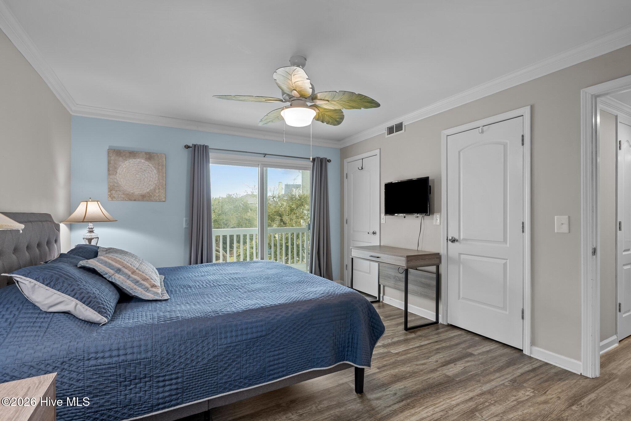 100565802 | Photo 15