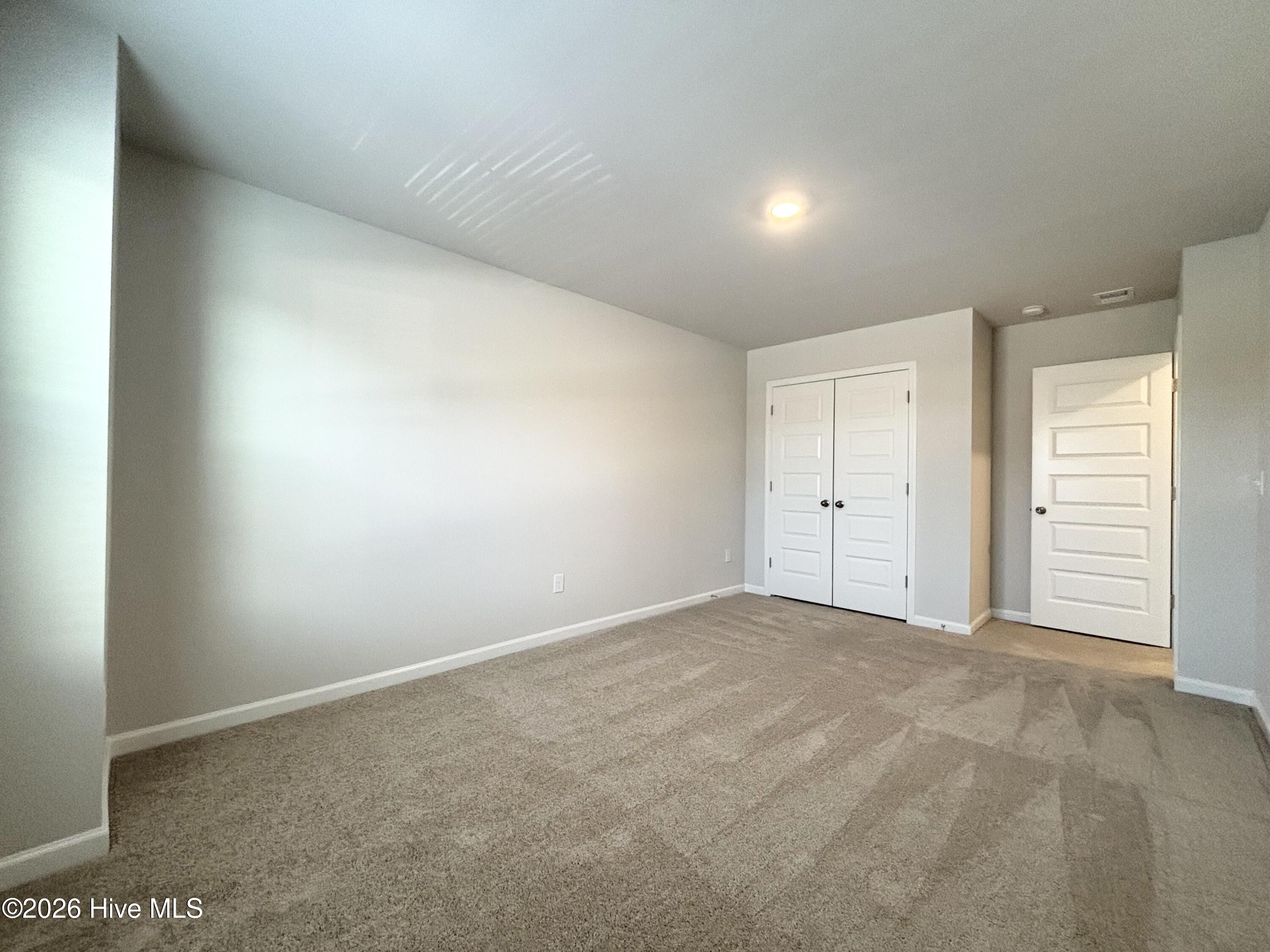 100553838 | Photo 26