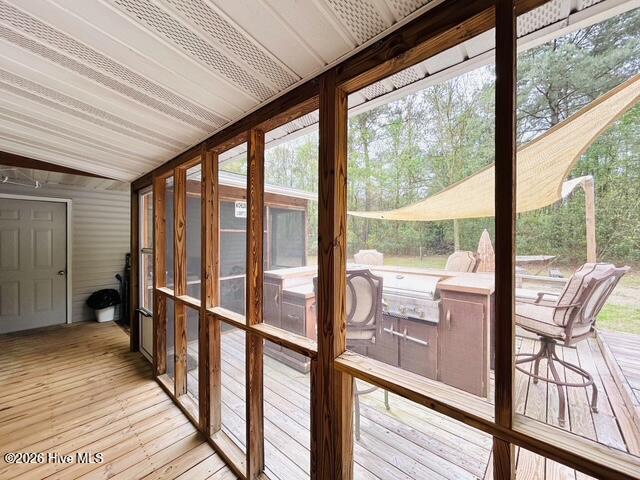 100566420 | Photo 70