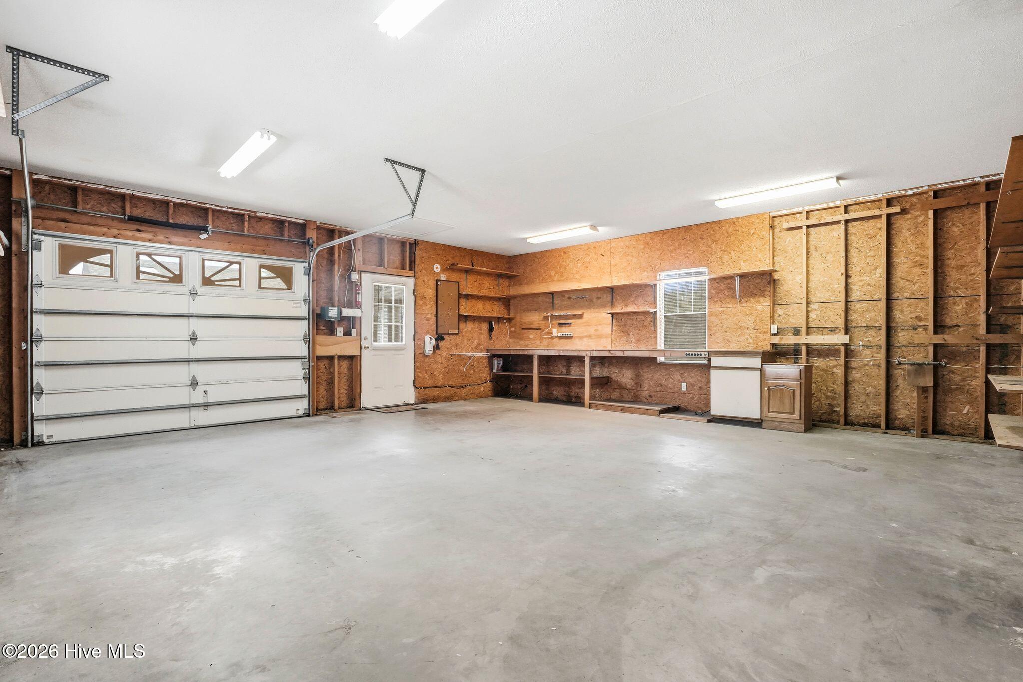 100561756 | Photo 62