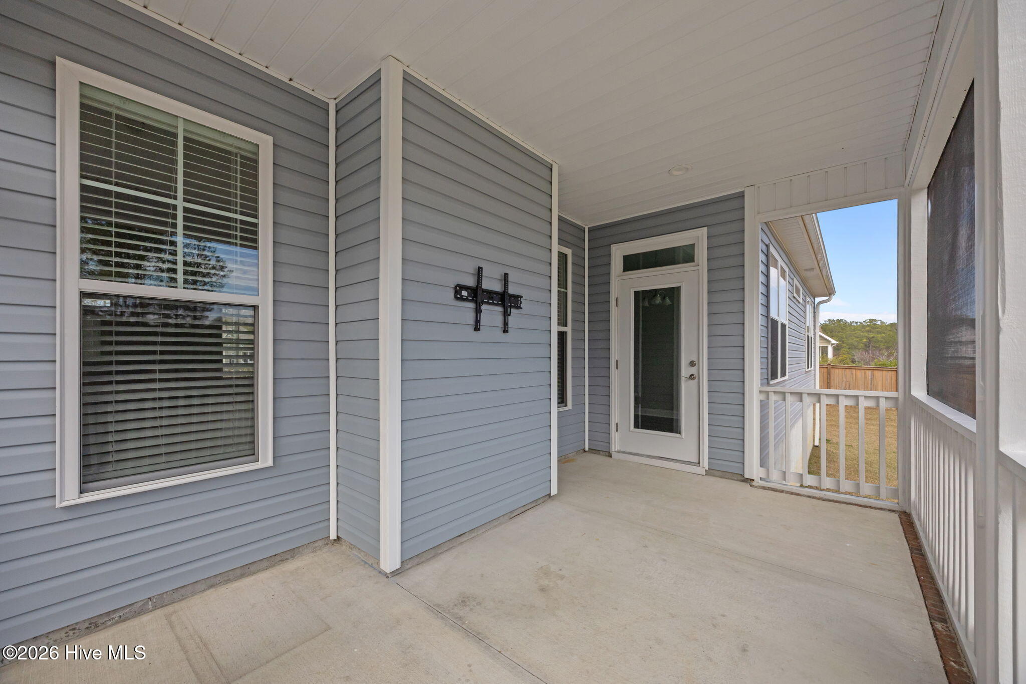 100559560 | Photo 50