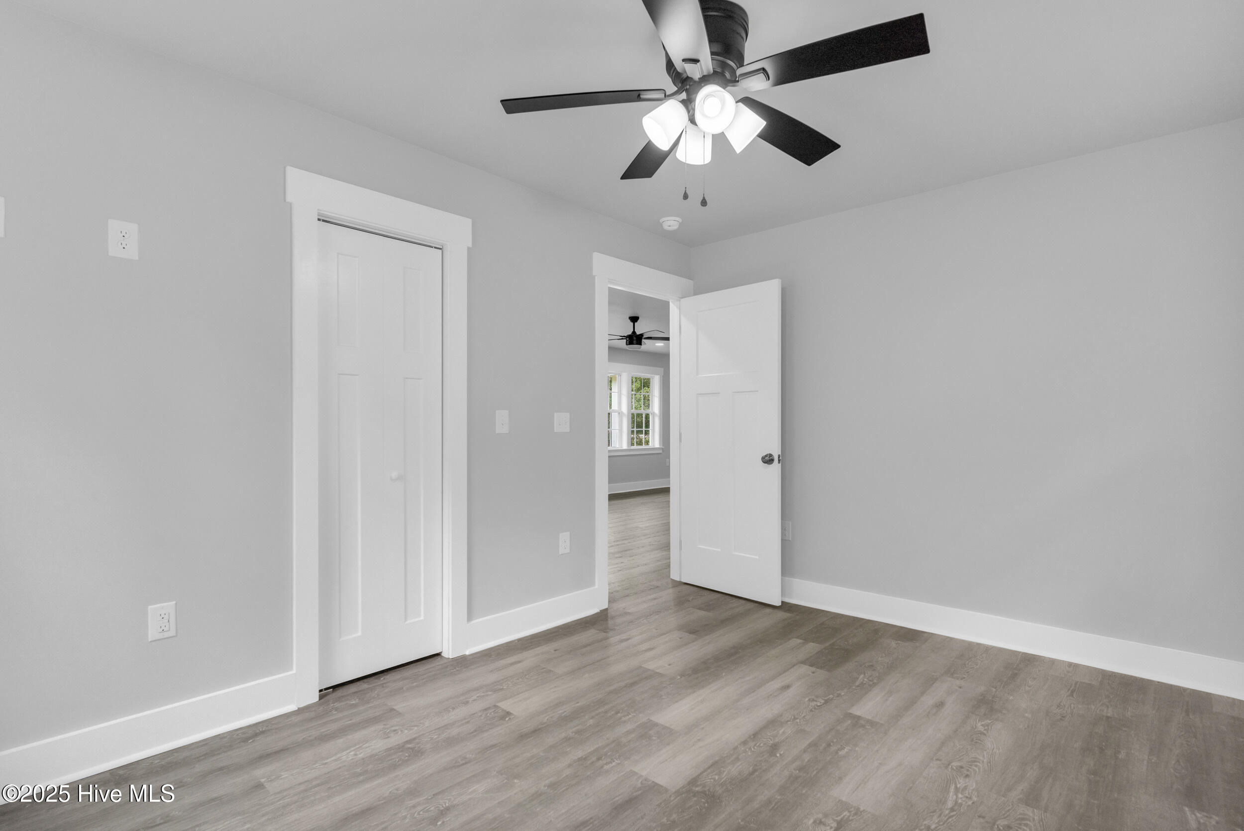 100560014 | Photo 20