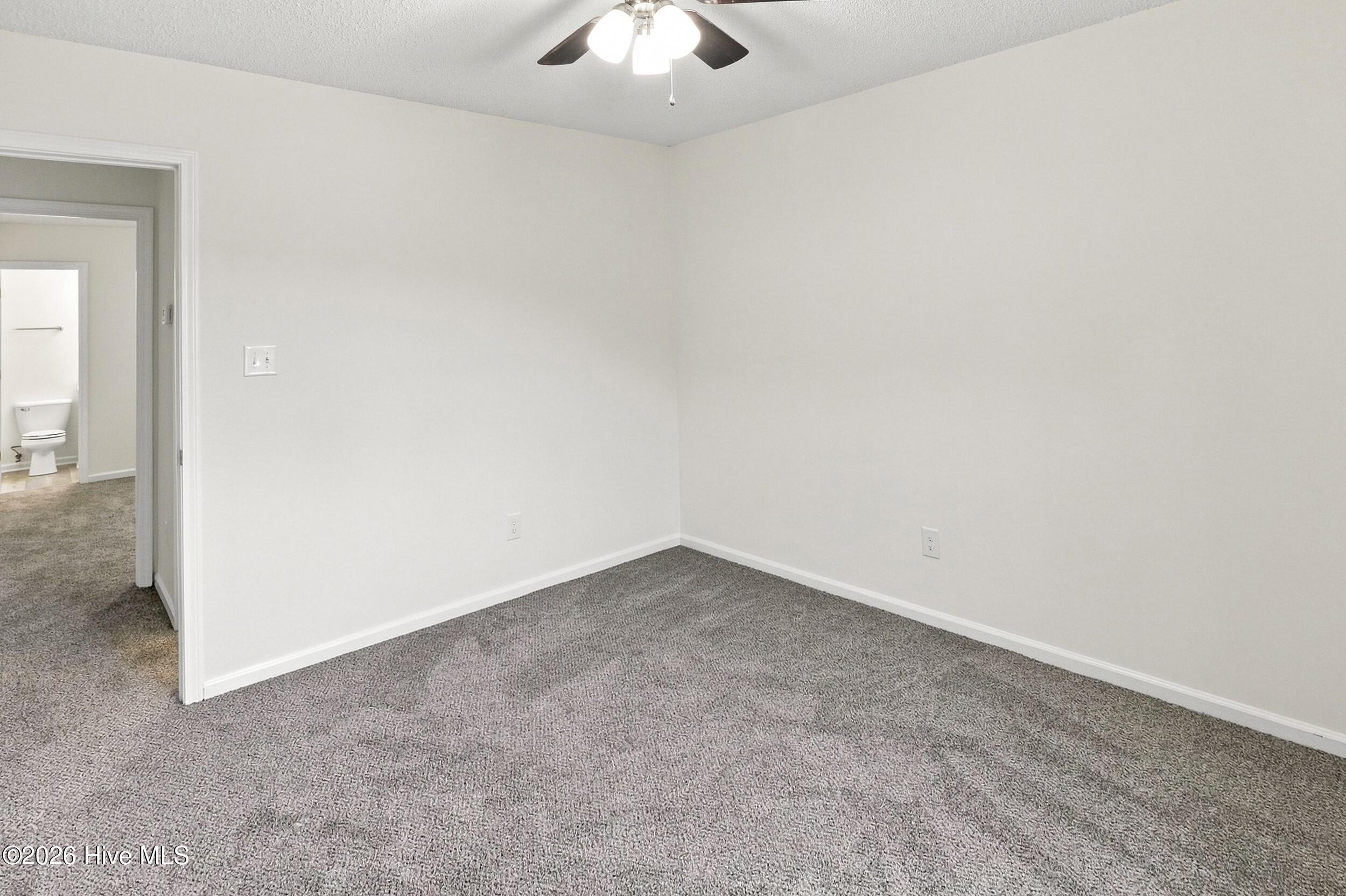125 Live Oak Court,Midway Park