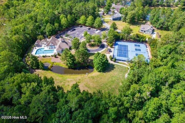 100510918 | Photo 64