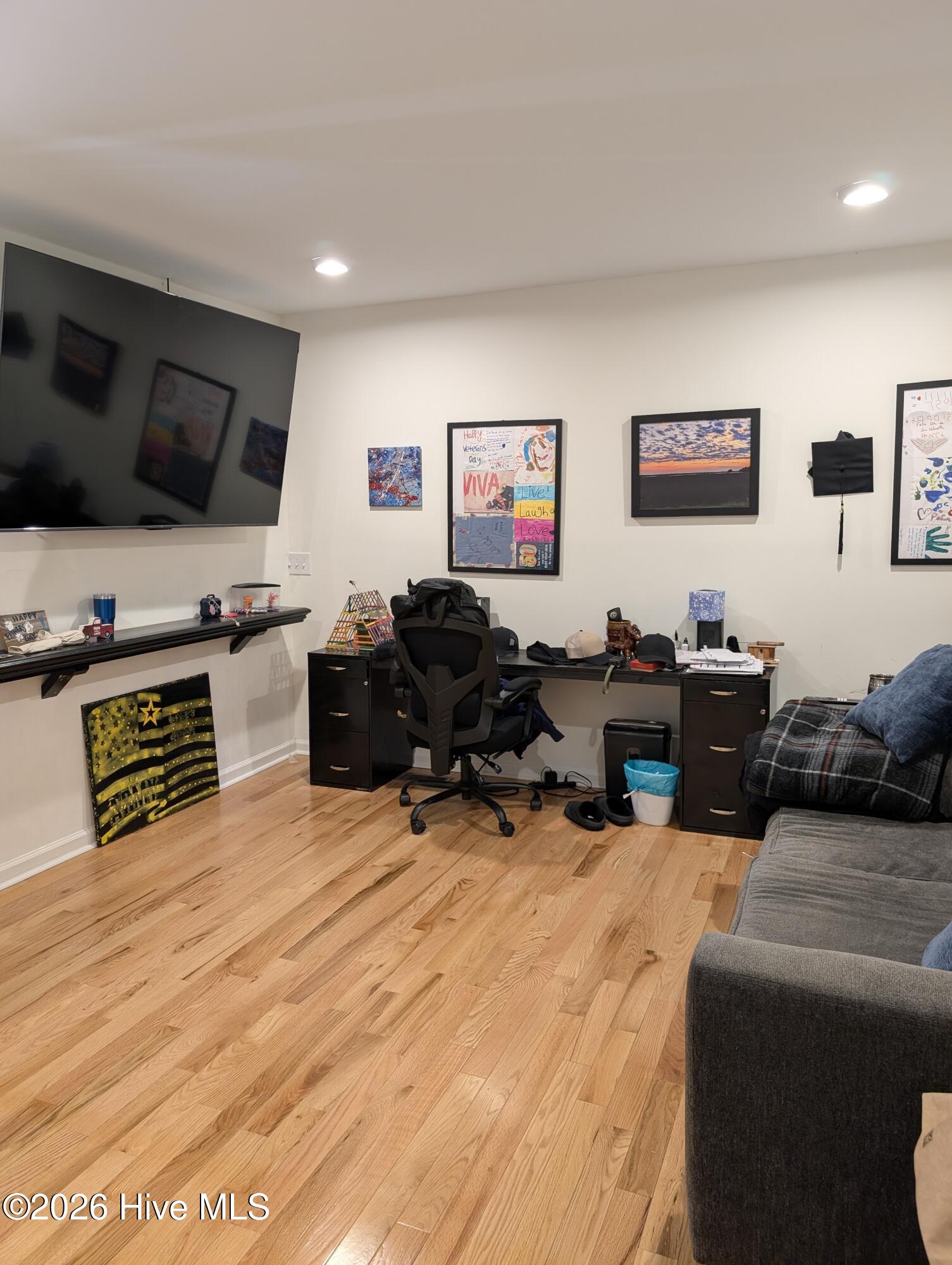 100550544 | Photo 19