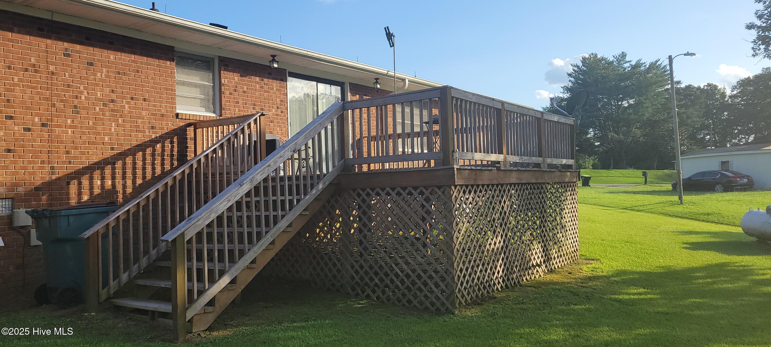 Homes for sale in Snow Hill, NC | 102 Carver Dr, Snow Hill, NC 28580 | MLS# 100524625