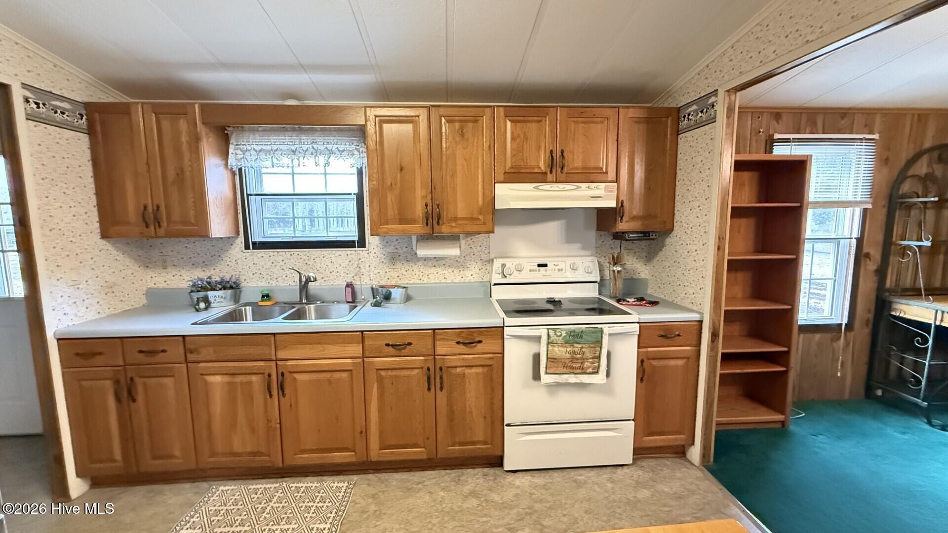 100551820 | Photo 12