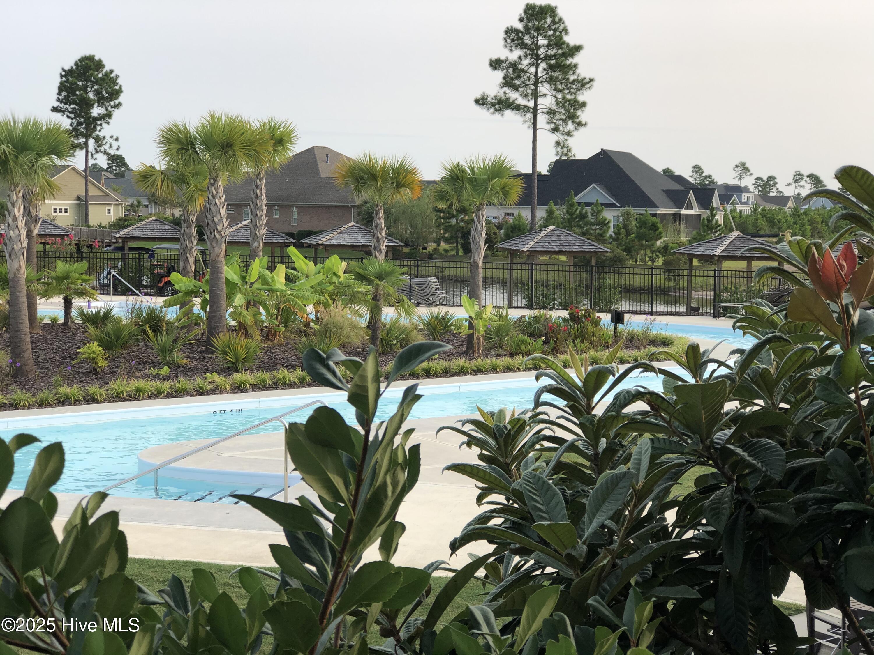 100528455 | Photo 54