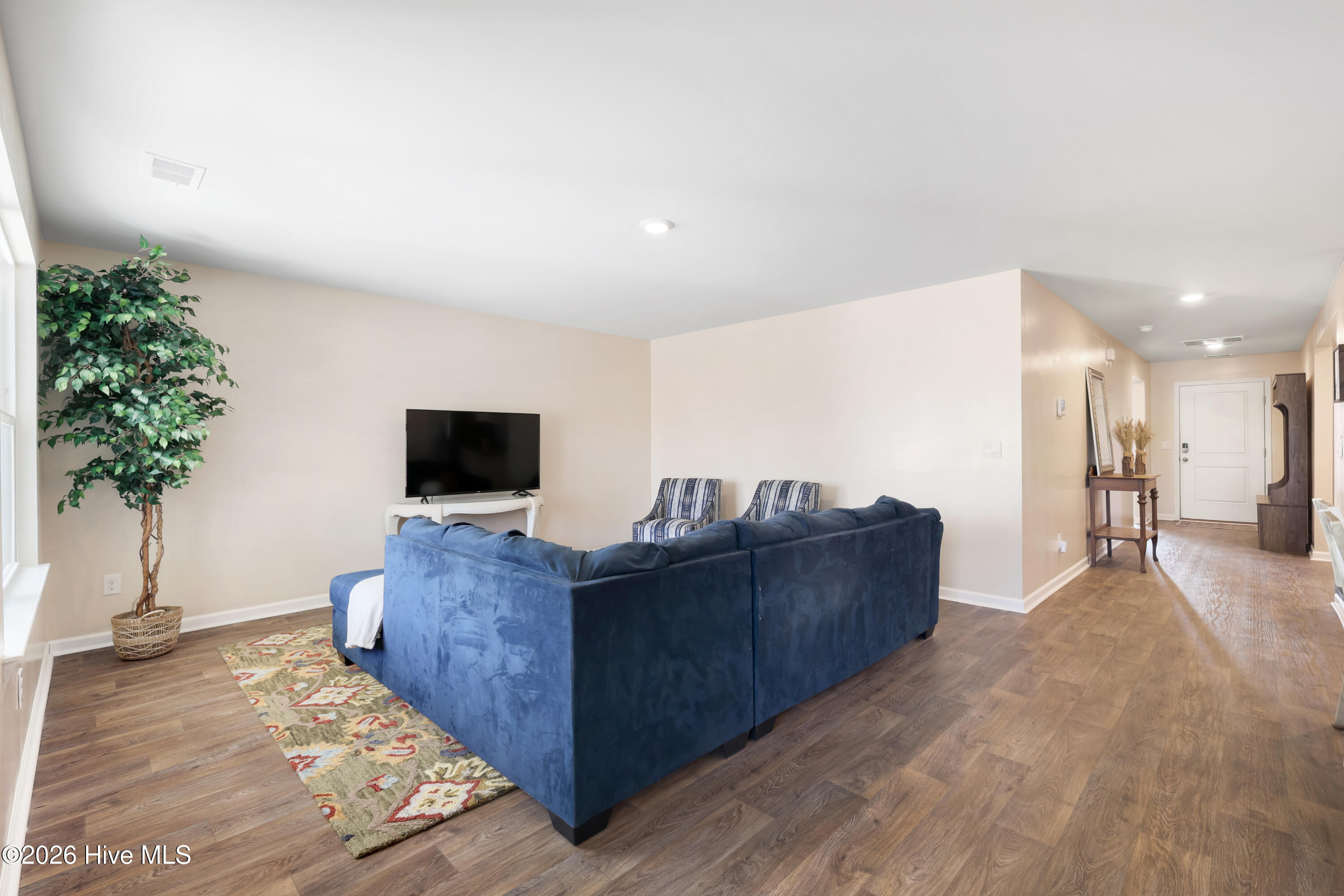 100554034 | Photo 13