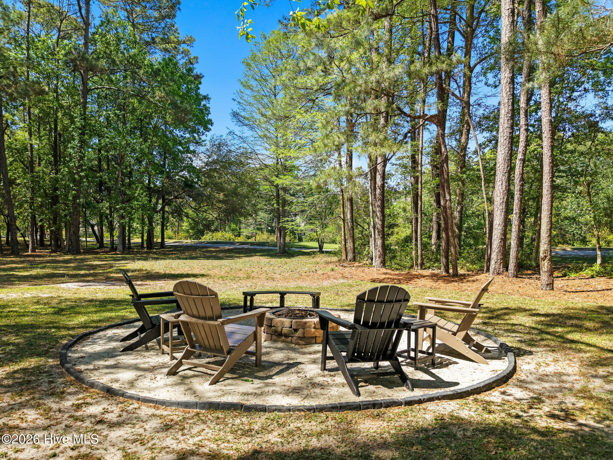 100568987 | Photo 46