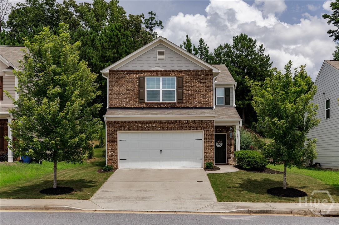 FEATURED LISTINGS
