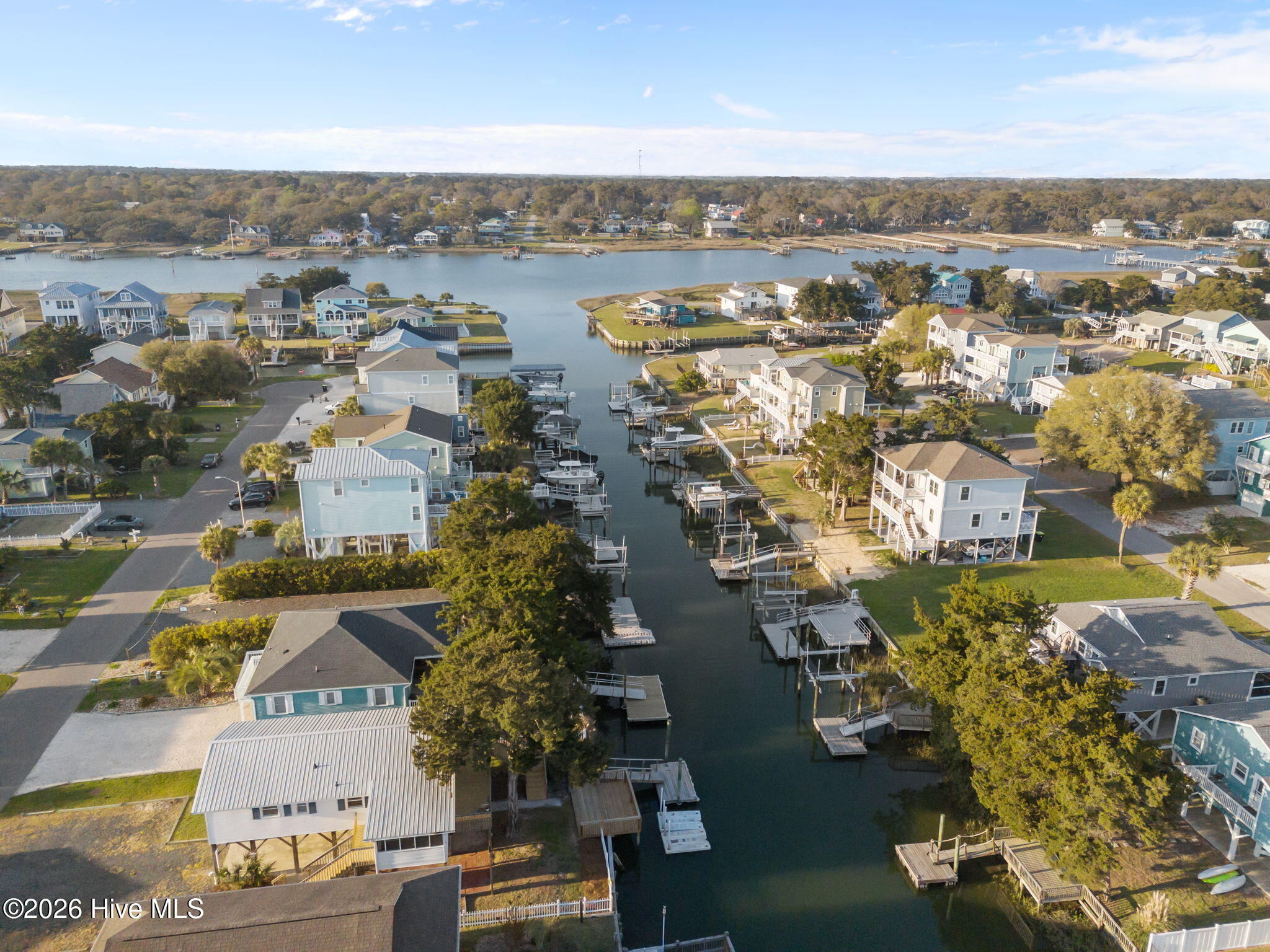 100564867 | Photo 30