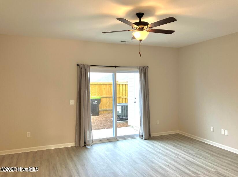 100549464 | Photo 18