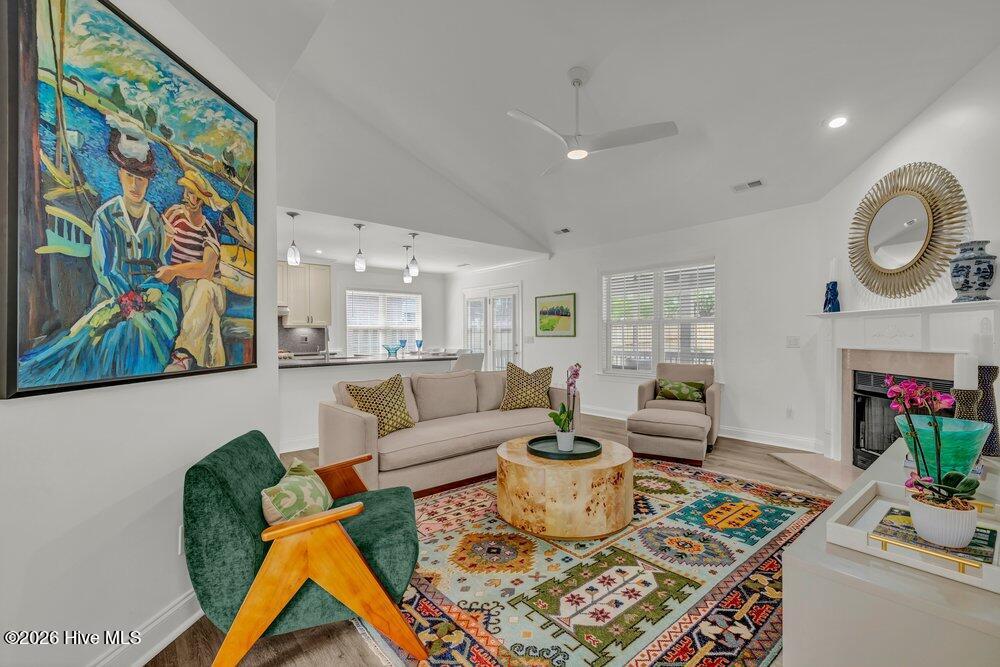 100558547 | Photo 17