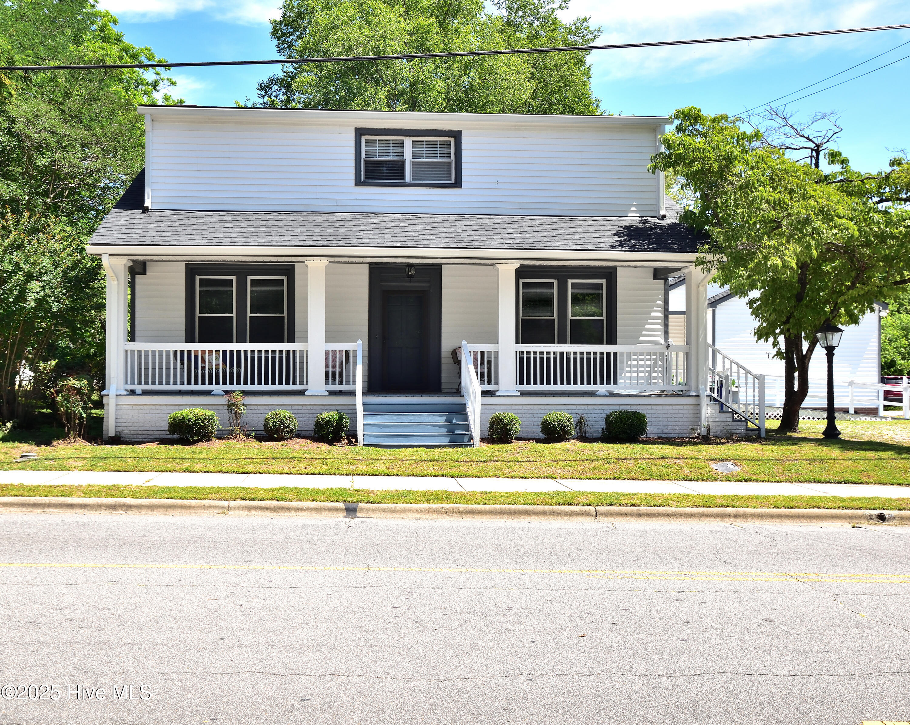 Homes for sale in Nashville, NC | 618 E Washington St, Nashville, NC 27856 | MLS# 100508643