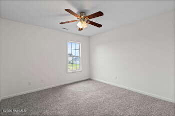 100548839 | Photo 35