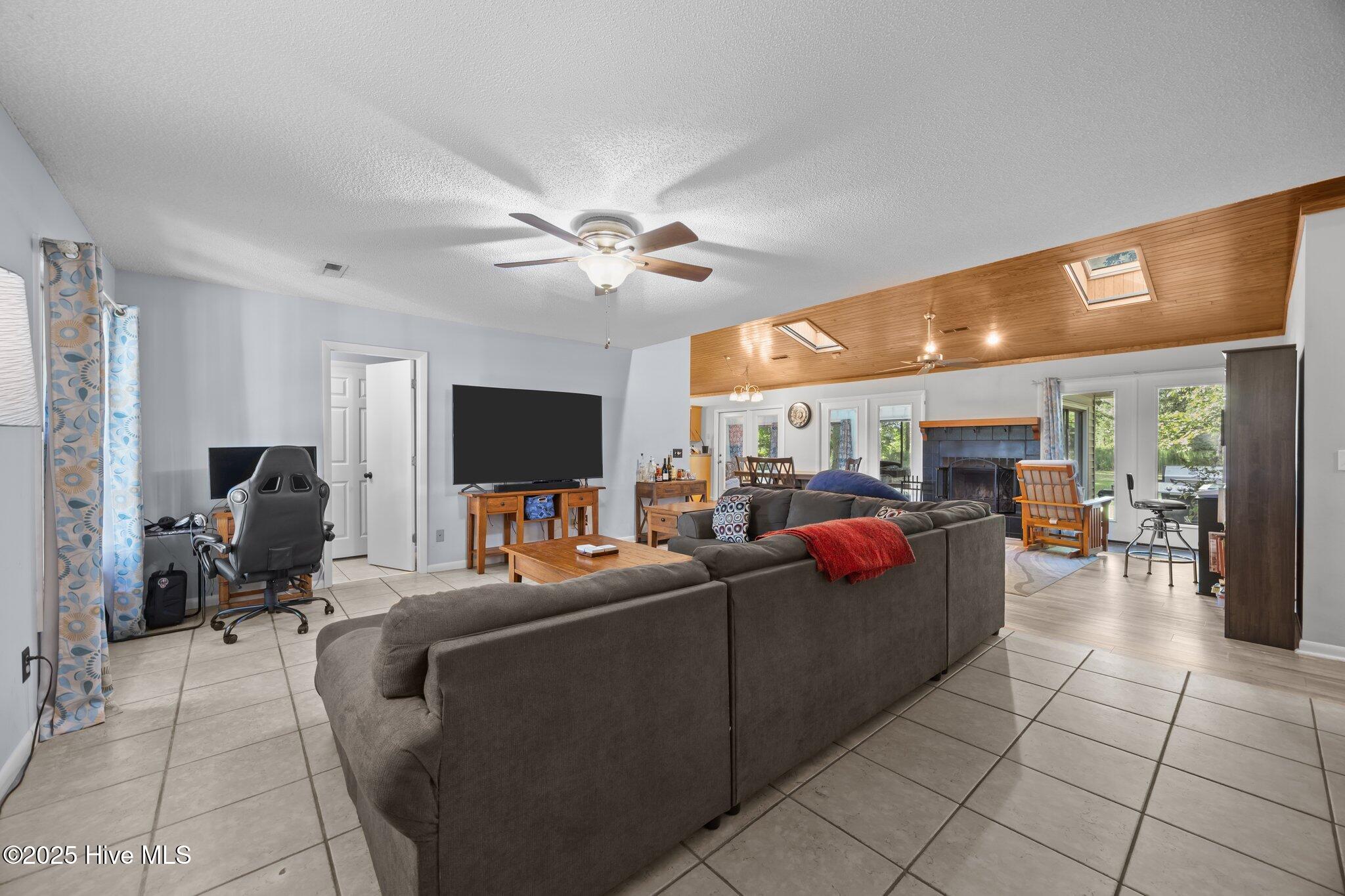 16-web-or-mls-IMG_6405