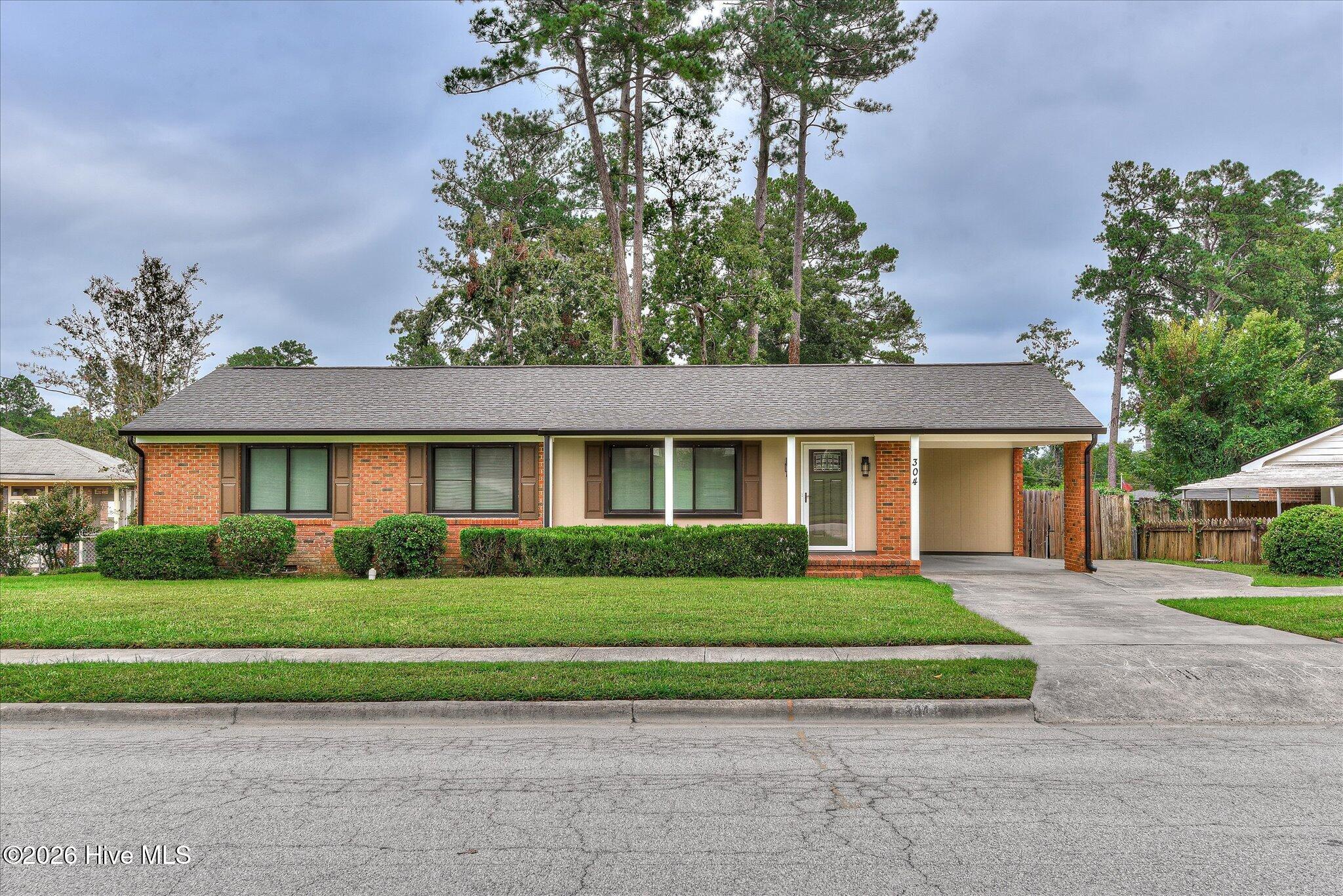 Photo 3 of Single family home for sale at 304 Kings Chapel Rd, Augusta, GA 30907 | MLS# 100609163 | Listing updated on 2026-10-08