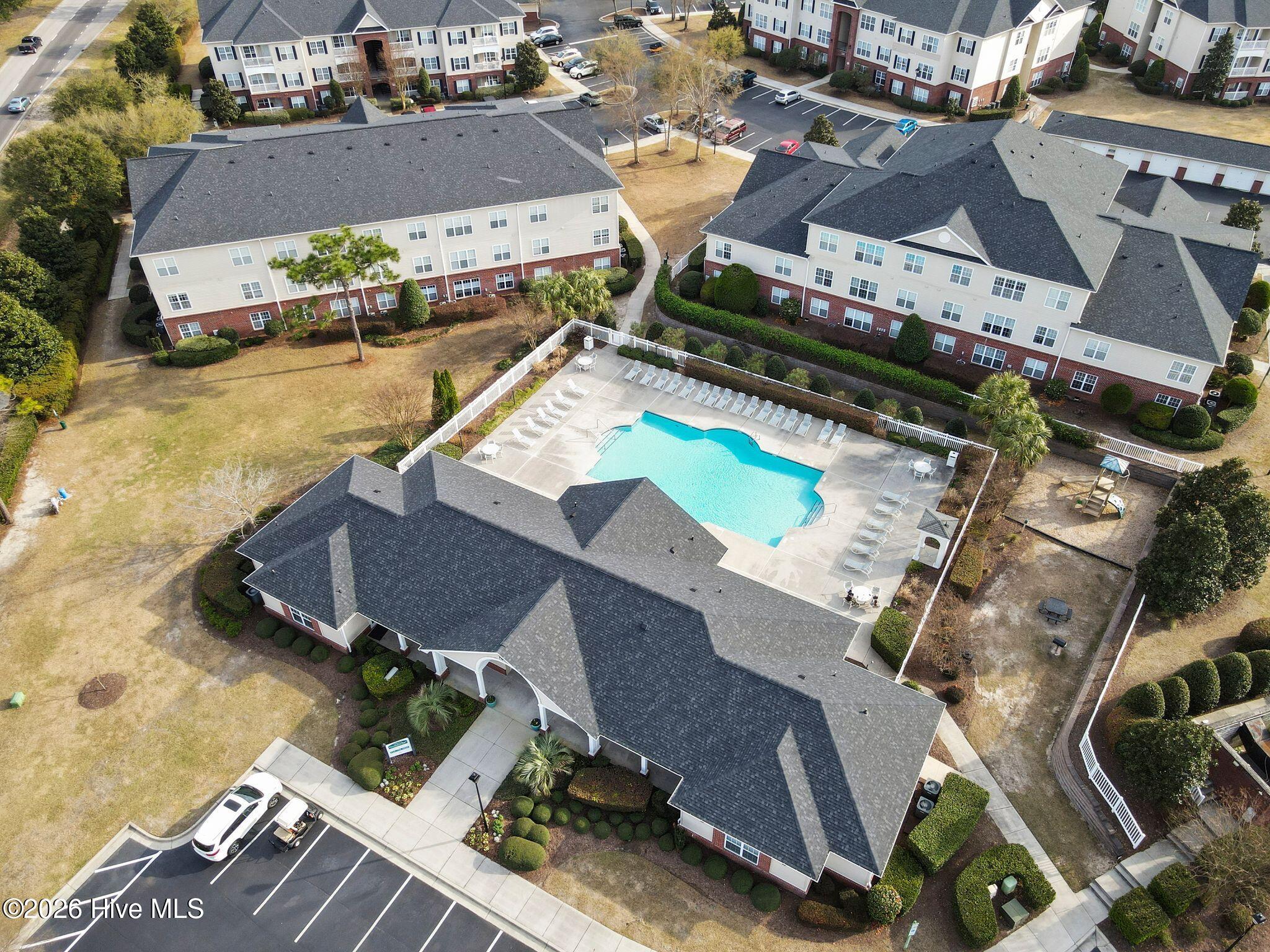 100559771 | Photo 68