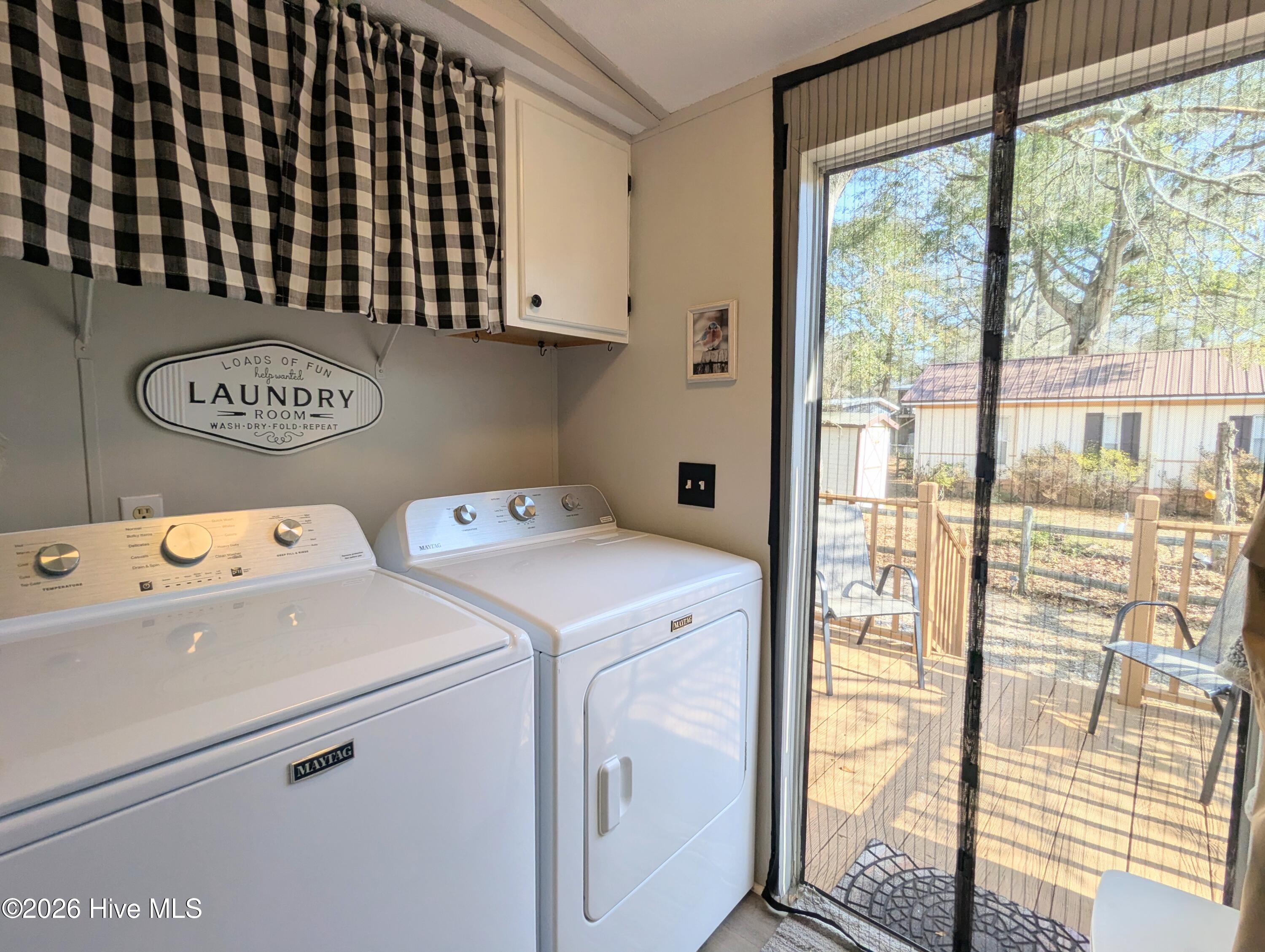 100548489 | Photo 29