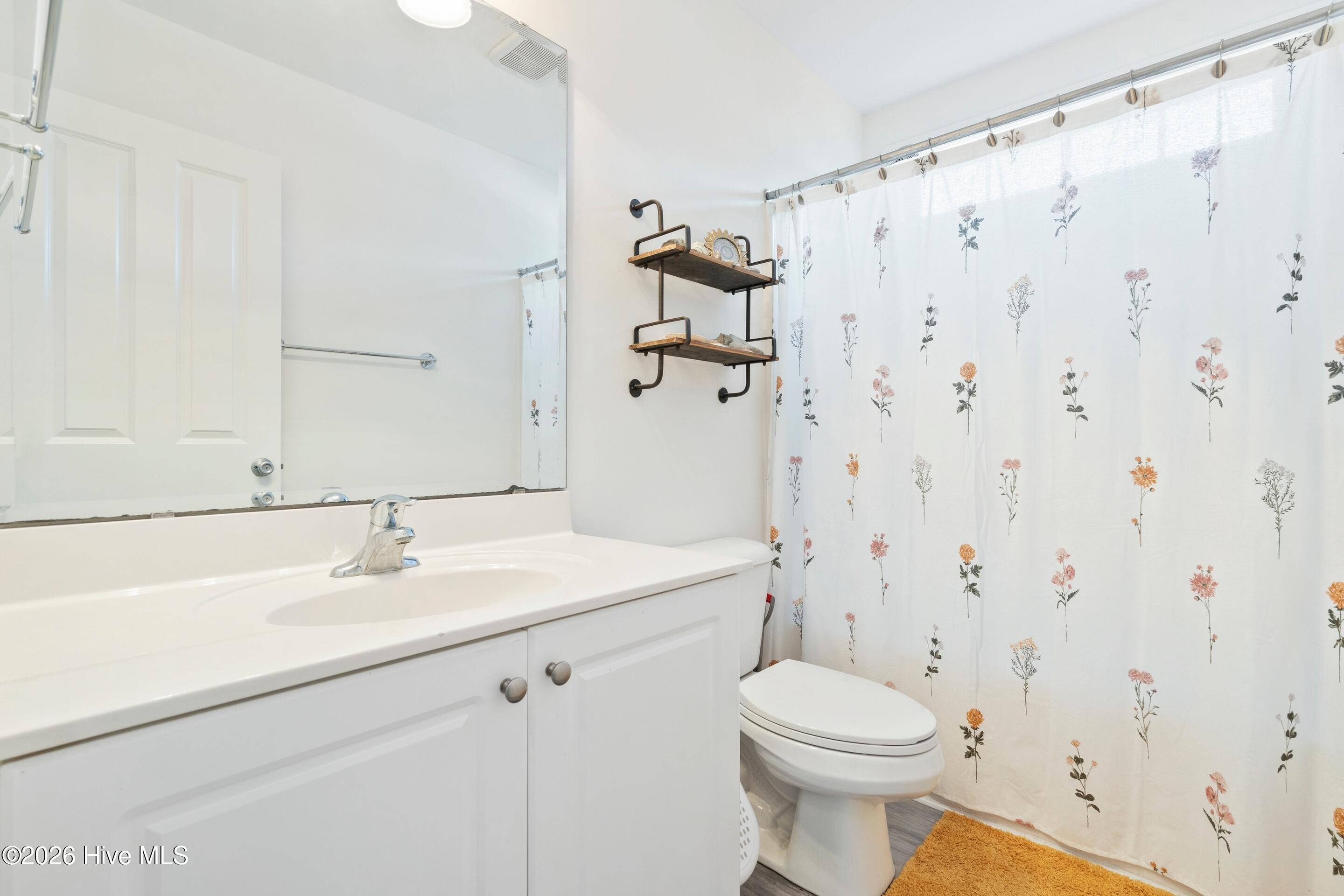 100549655 | Photo 36