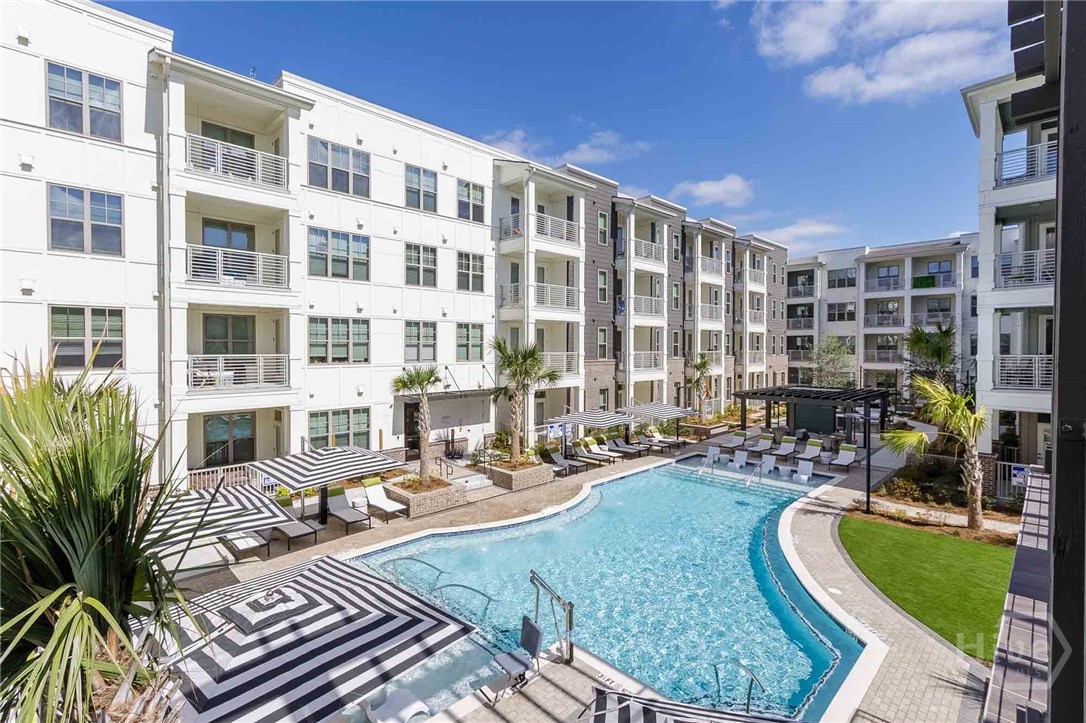 1150 E Perry Lane UNIT B4, Savannah, GA, 31404