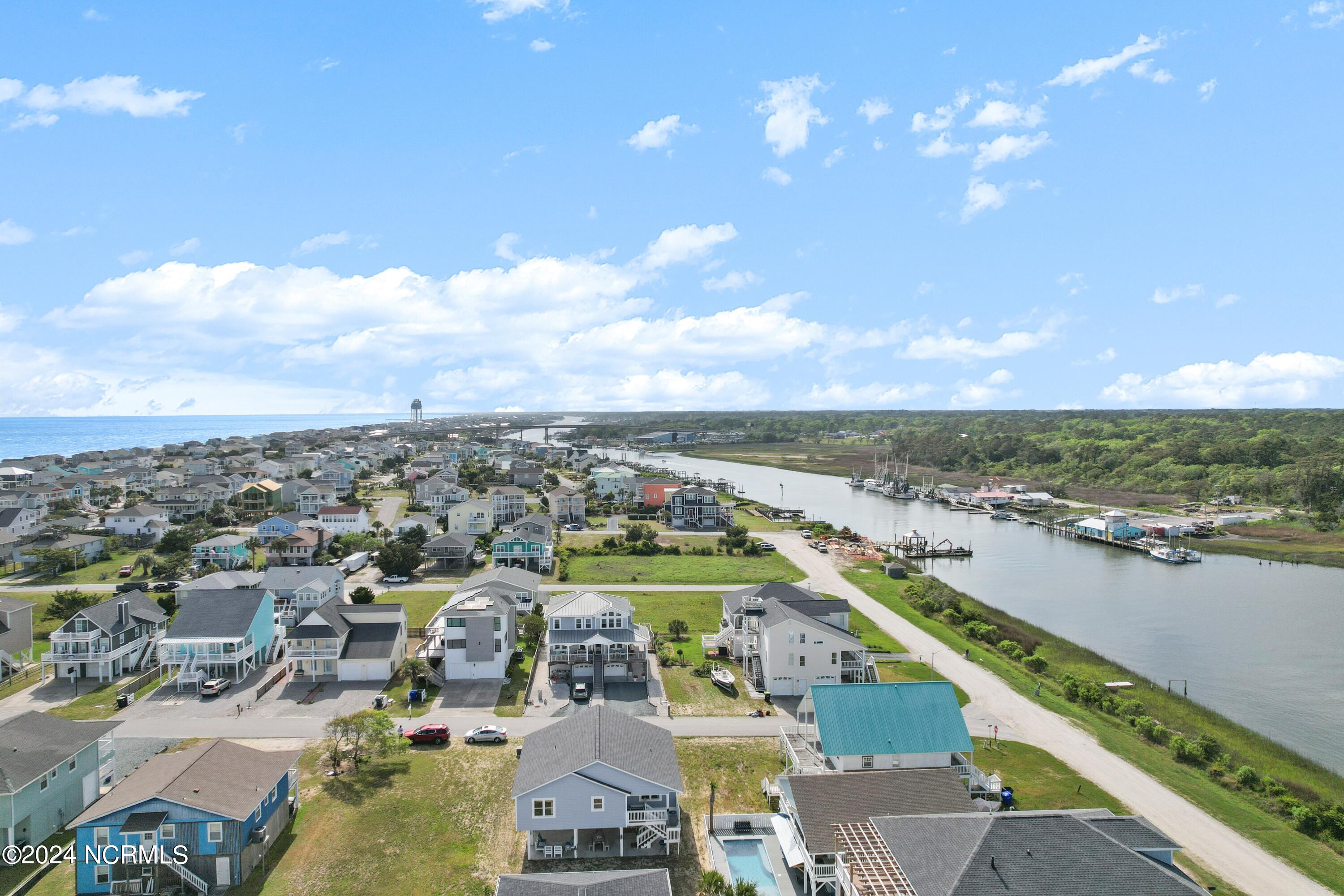 100558410 | Photo 79