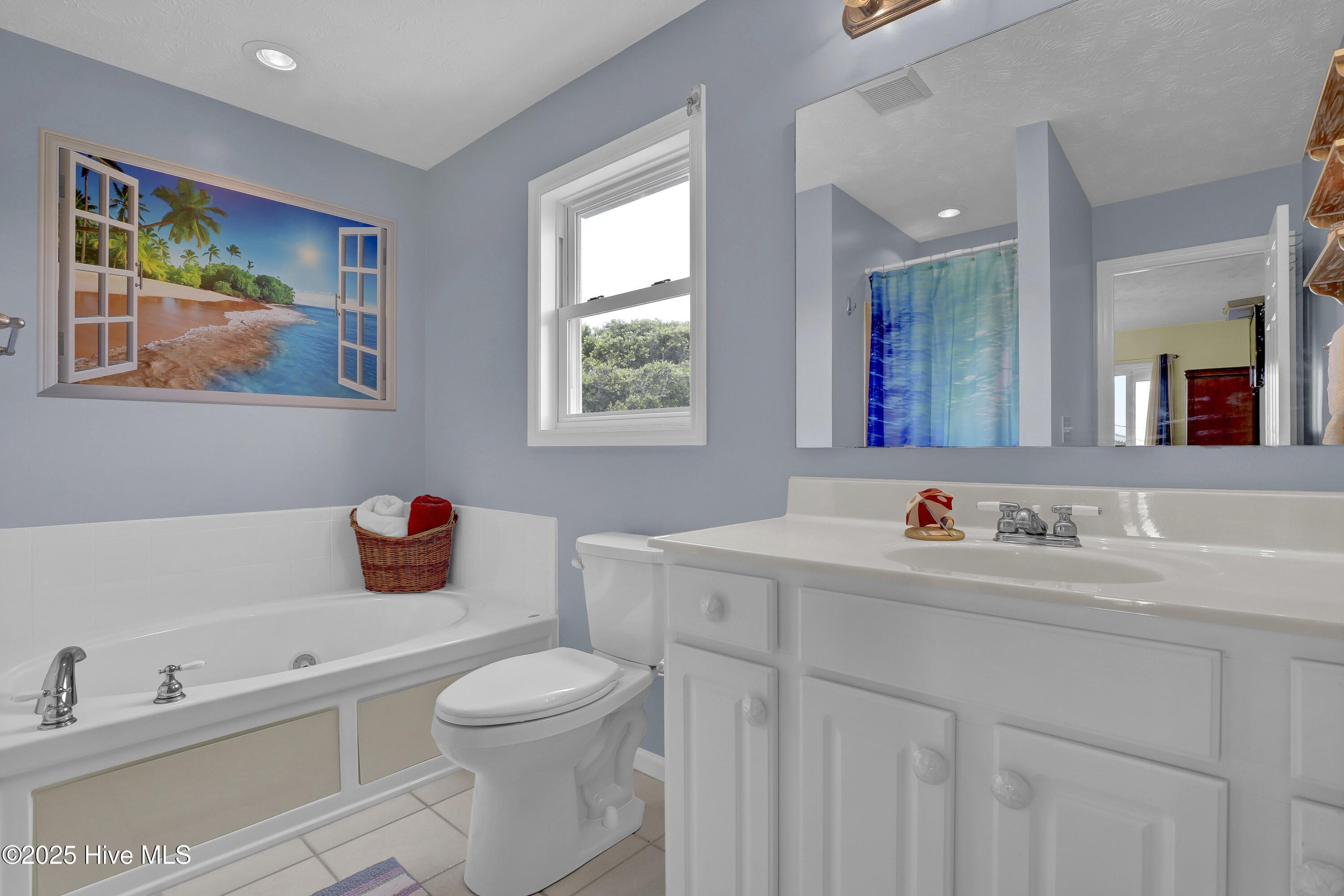 100548712 | Photo 27