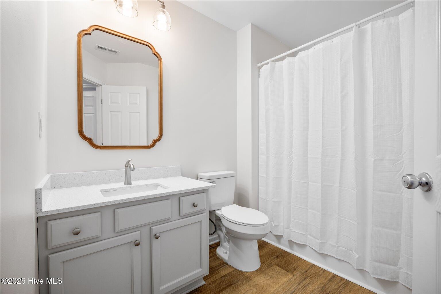 100541284 | Photo 14