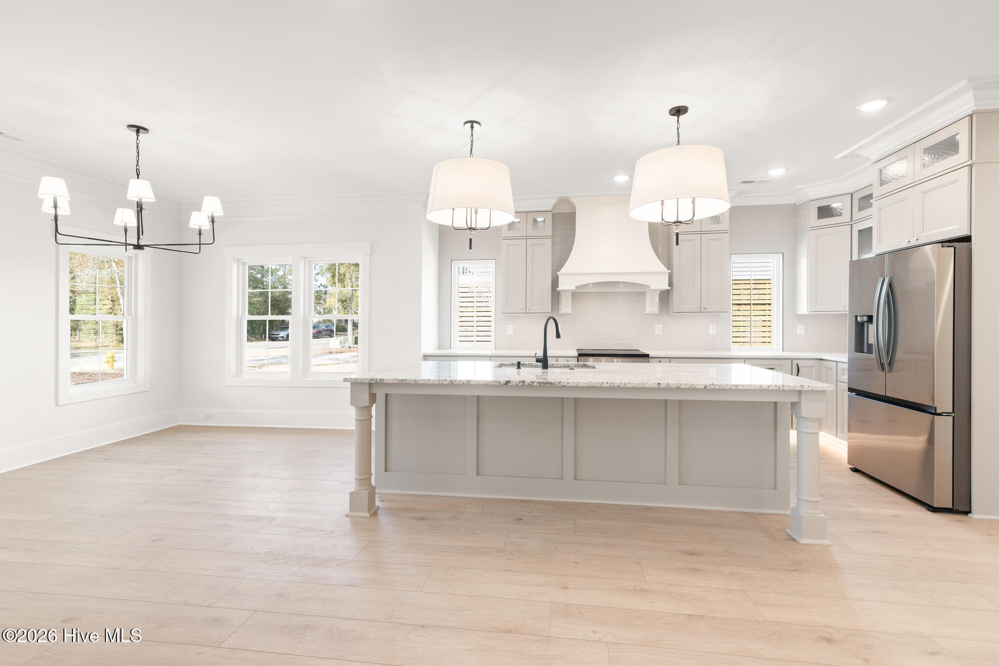 100516675 | Photo 26