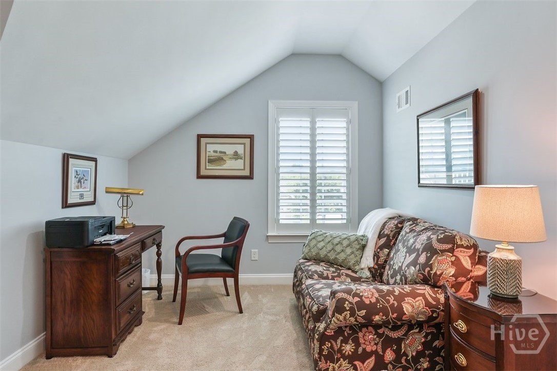 232 Kingfisher Circle